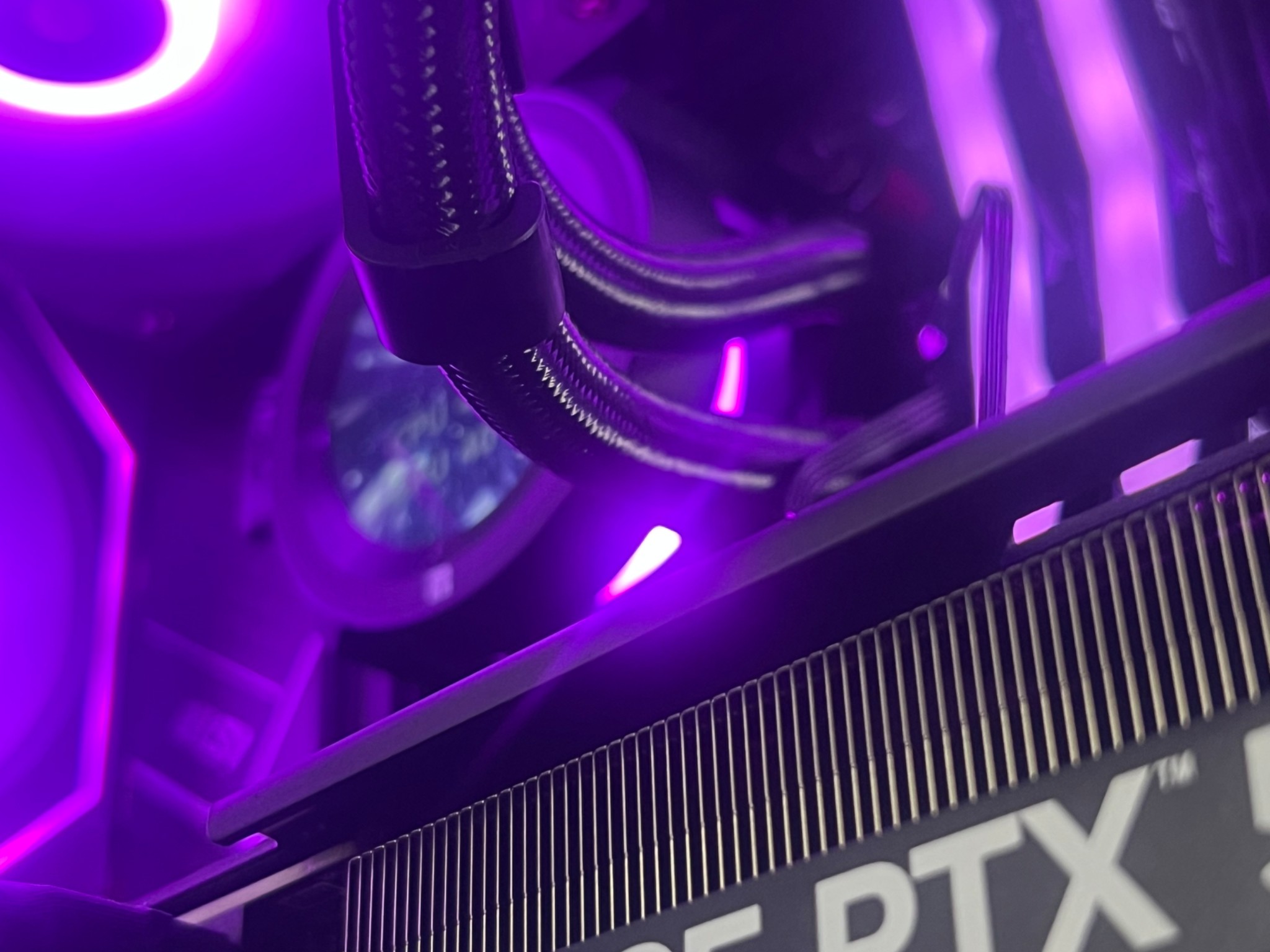 Brand New | 5070 | 7800X3D | 32GB DDR5 | 2TB NVME | LCD Screen | 360MM AIO