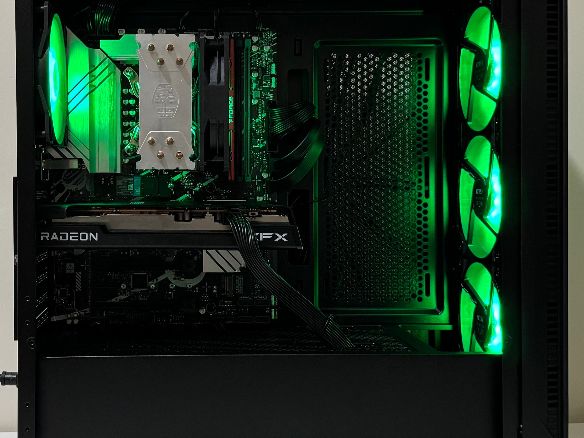 Intel Core i5 13400 16GB DDR5 AMD Radeon RX 7600 ASUS Z790 WD 1TB NVMe Gen4 SSD Gaming PC