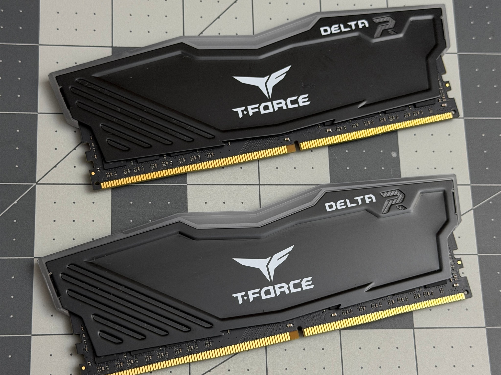 16GB DDR4 RAM