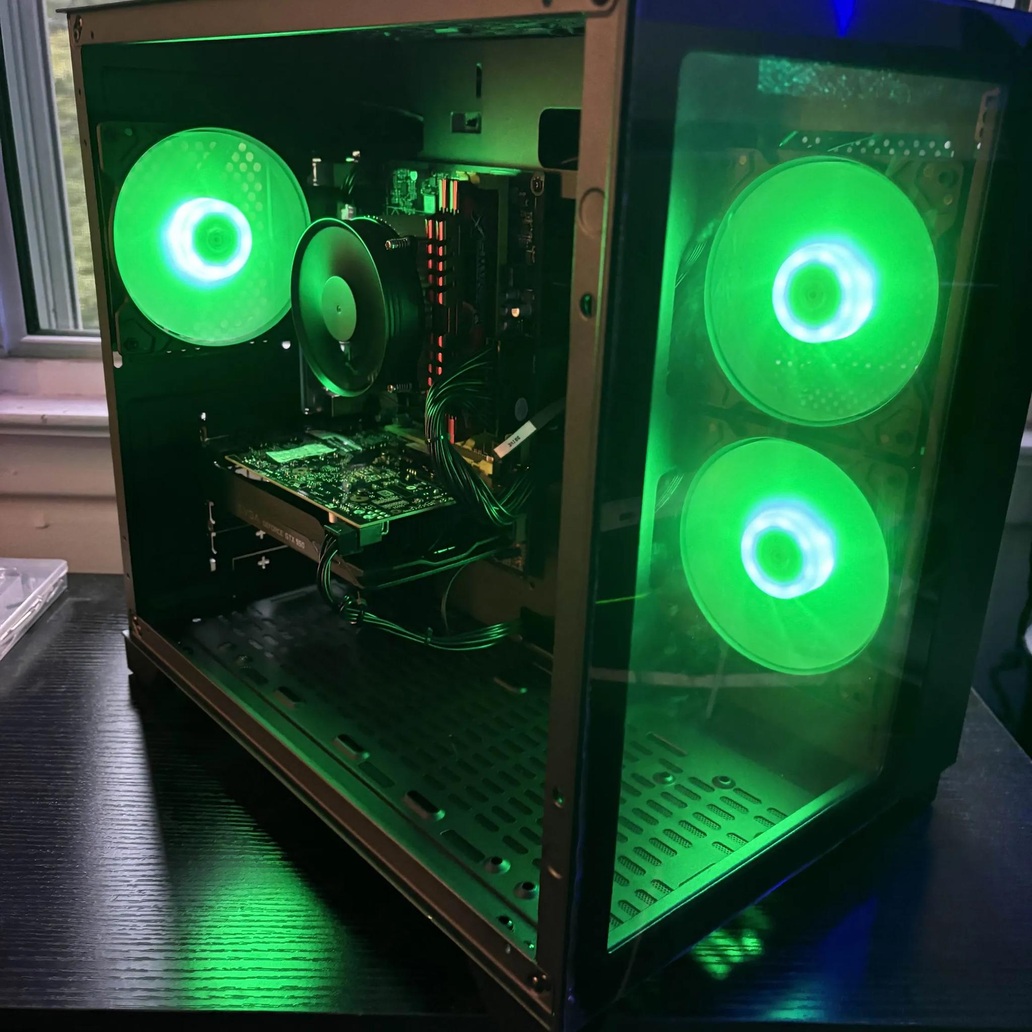 GAMING PC i5 16GB NVIDIA GTX 950 RGB Lighting RGB Fans Computer