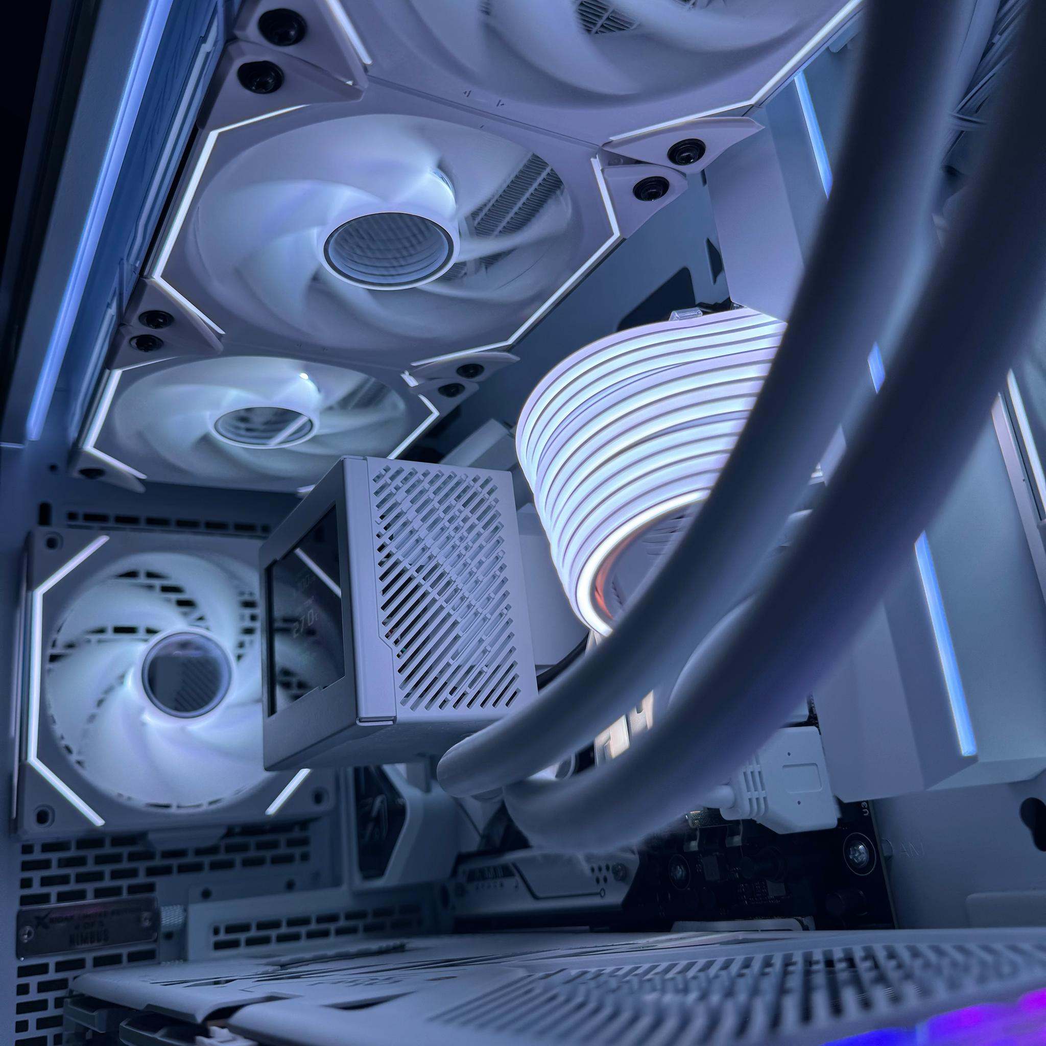 RTX 4090|❄️White Claw⛄️|i9 13900KS| 64GB DDR5 RAM| PRICE CUT FROM $3799 to $3399 WEEKEND SALE ONLY