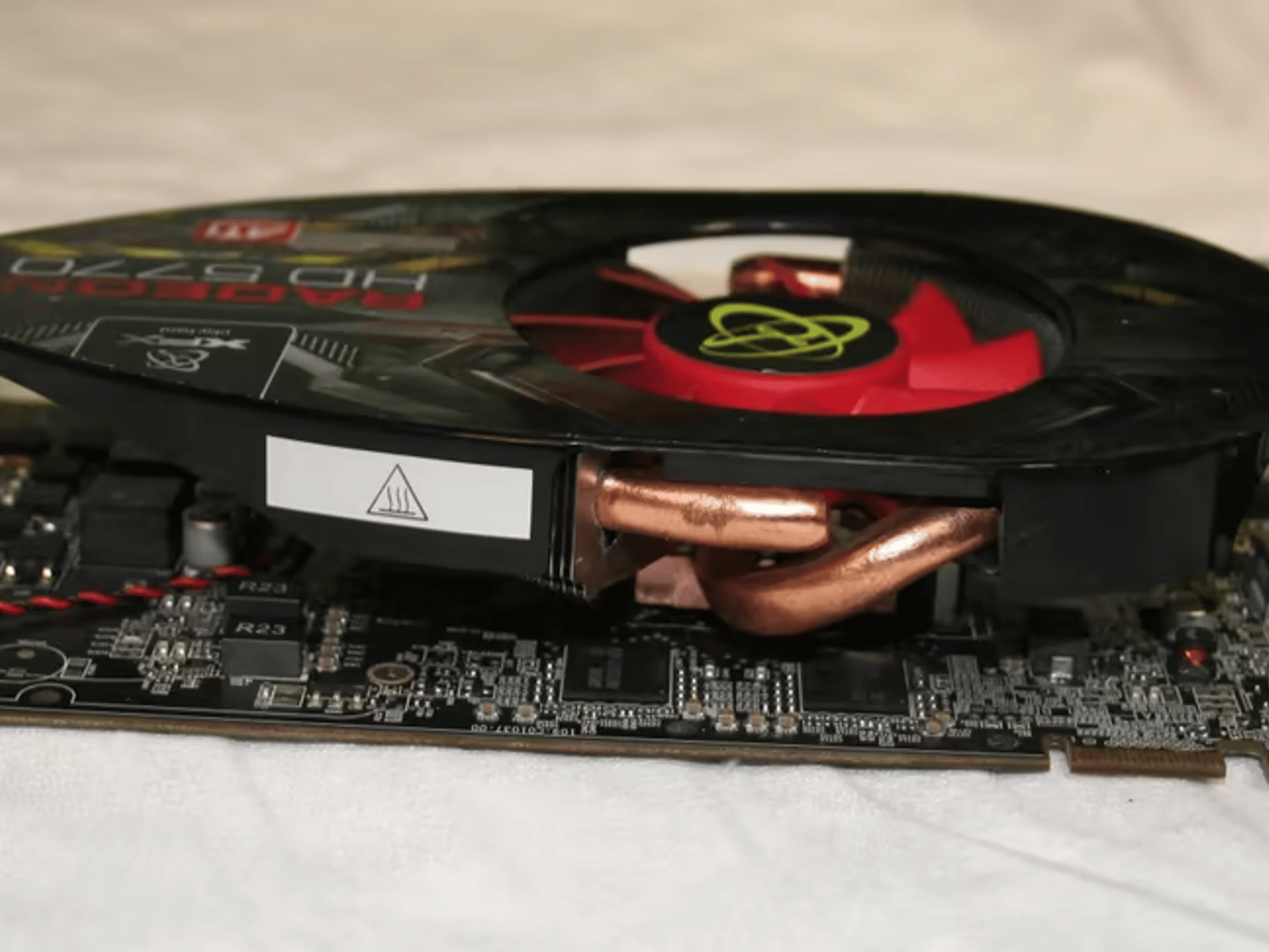 Radeon HD 5770 1GB Video Card! Just cleaned and pasted!
