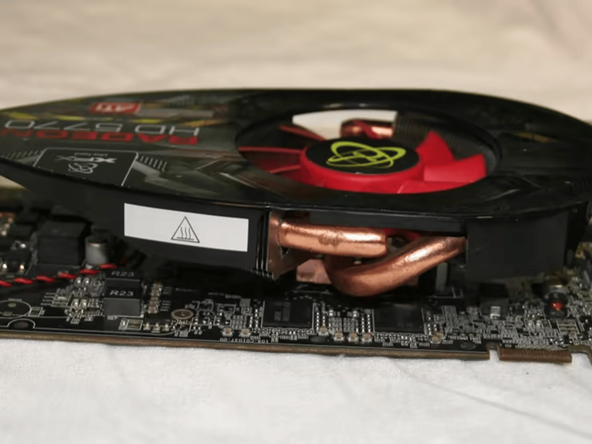 Radeon HD 5770 1GB Video Card! Just cleaned and pasted!