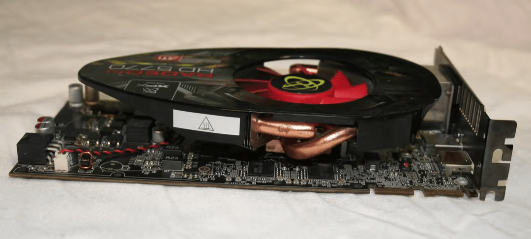 Radeon HD 5770 1GB Video Card! Just cleaned and pasted!
