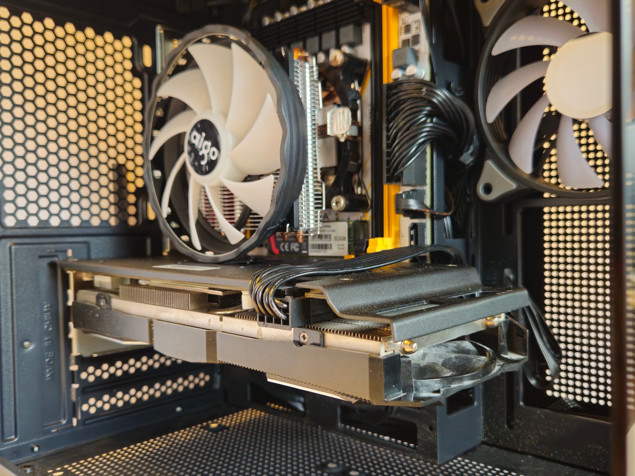 Budget 14-Core Xeon Gaming PC w/ RX 580 8GB & Fish-Tank Case