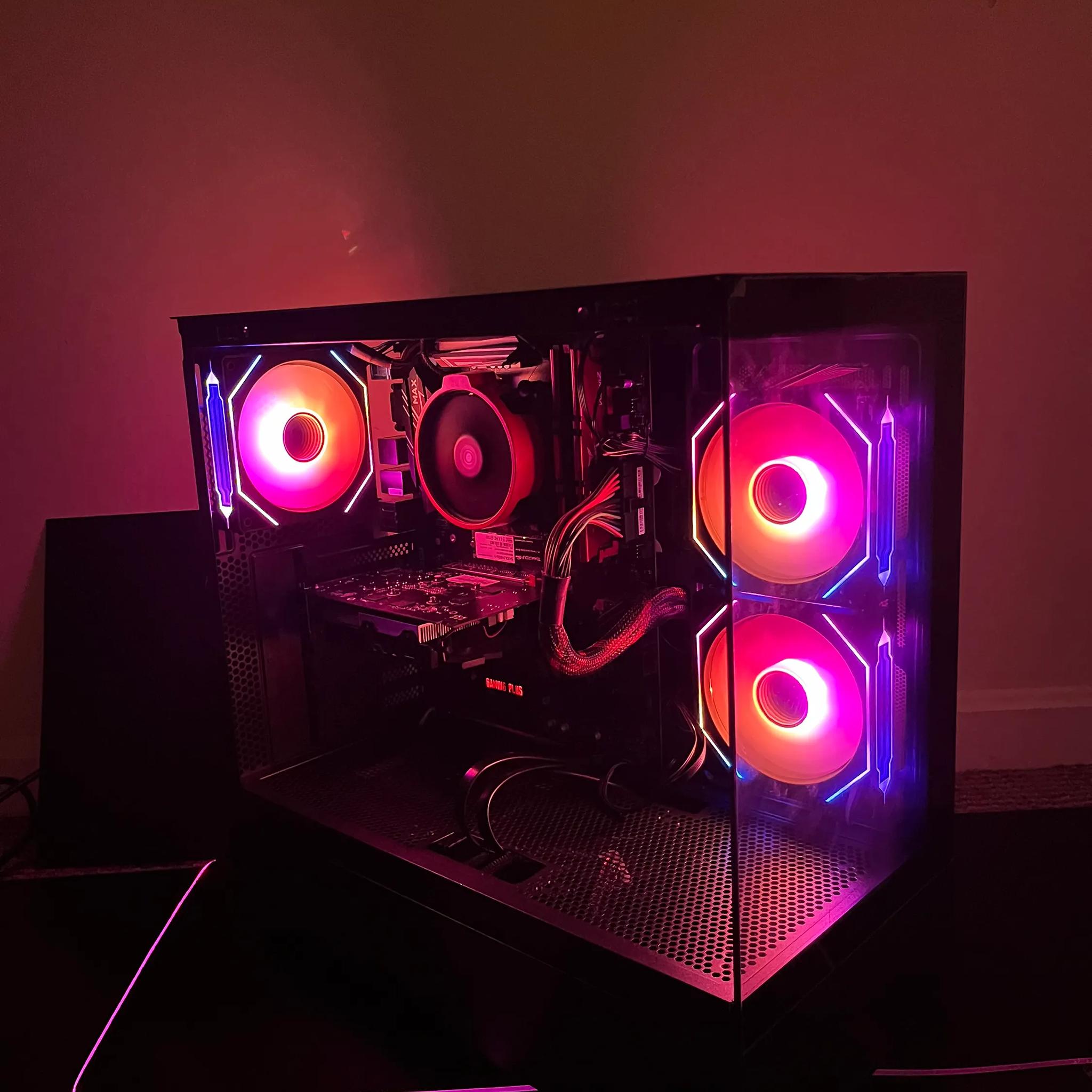 CUSTOM GAMING PC (Fortnite ready!) AMD 3600x 4.2 GHz AMD RX550 1080p High/Medium.