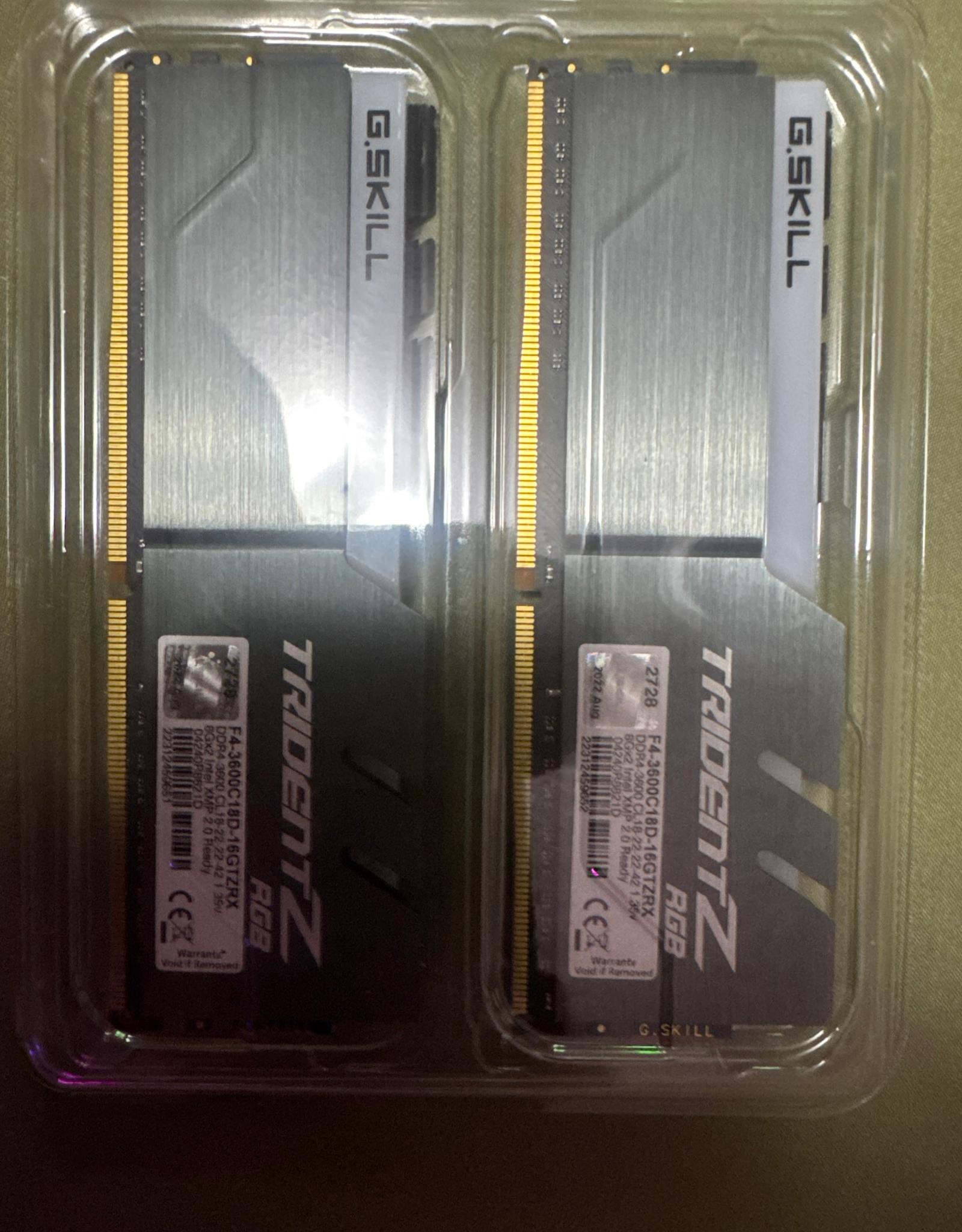 G.SKILL Trident Z RGB 16GB (2x8GB) DDR4-3600 288-Pin DIMM F4-3600C18D