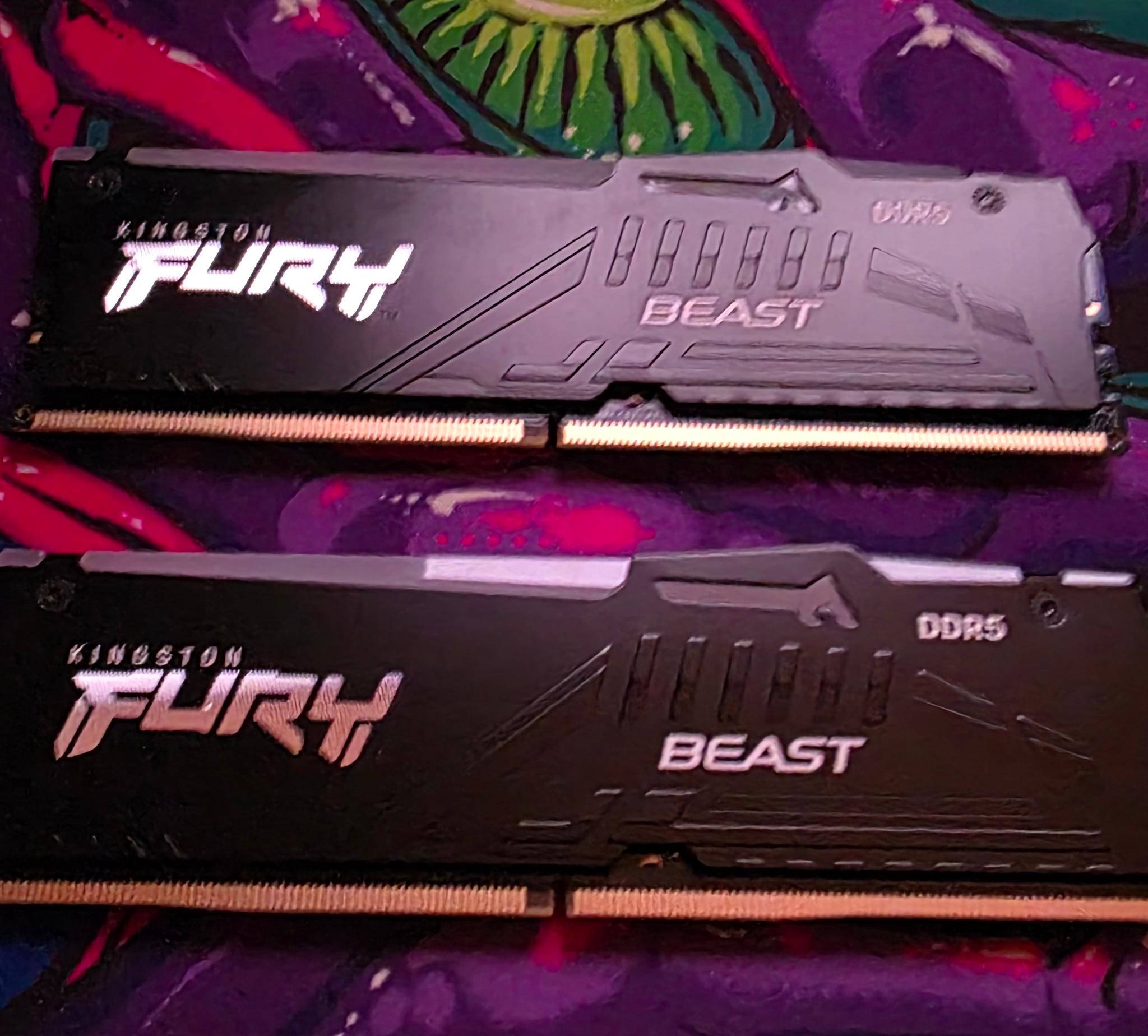 32GB KINGSTON FURY BEAST RGB DDR5 6000MT/s (2x16GB) Kit