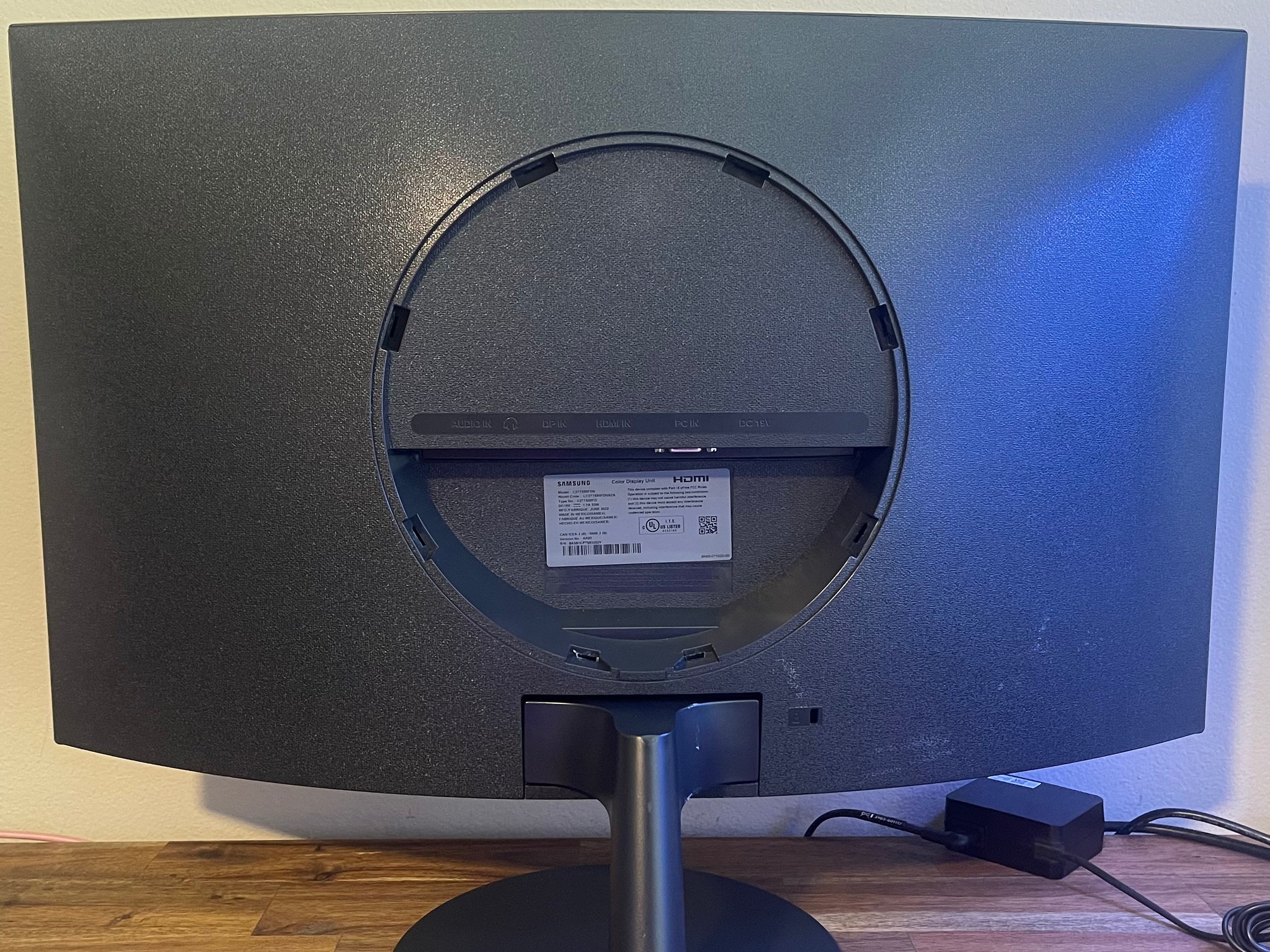 Samsung - T55 27" Curved Monitor, 1080P, 75hz, LC27T550FDNXZA