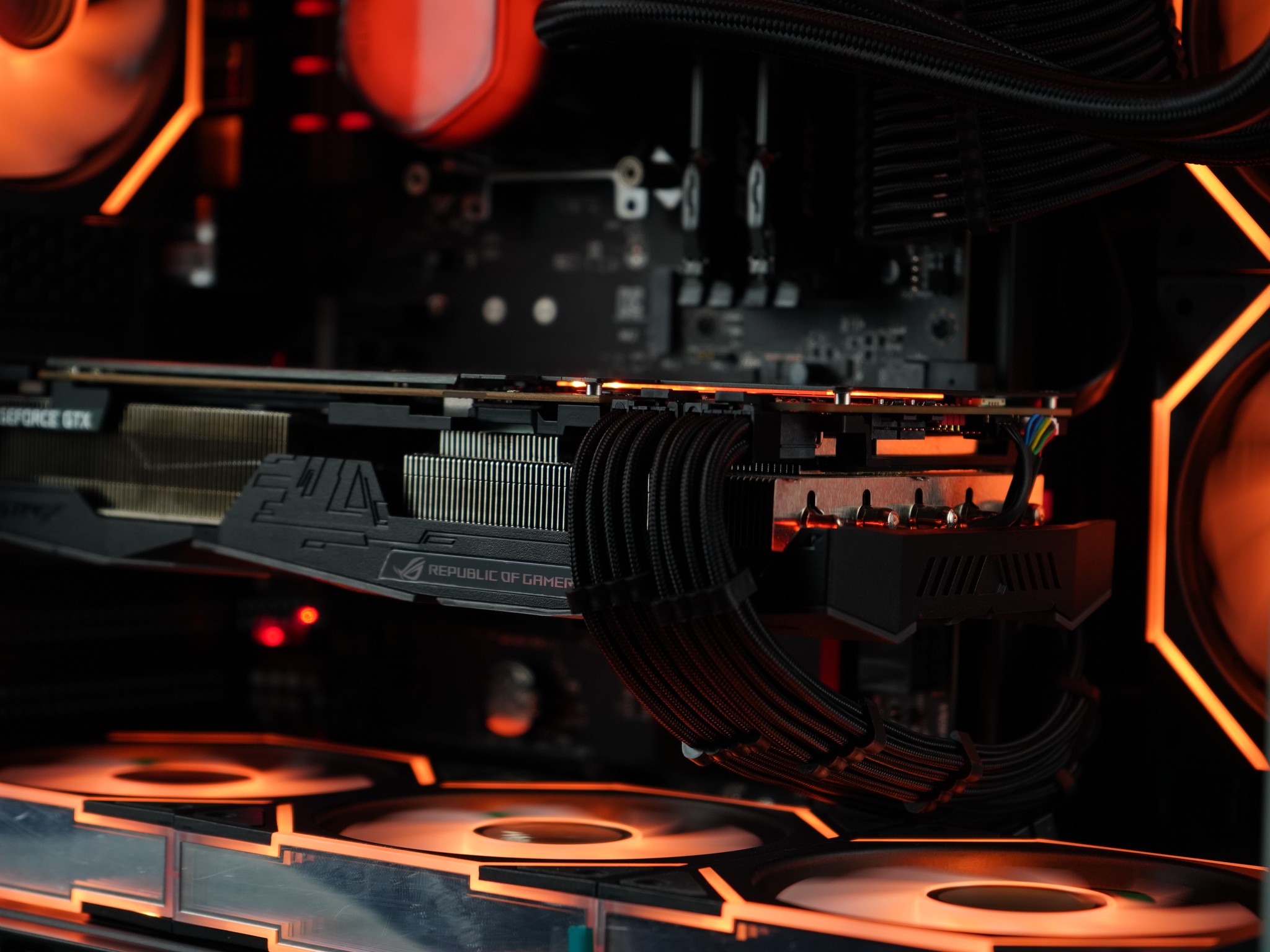 🖤✨⚡OBSIDIAN - GTX 1080Ti | Intel I5 | 16GB RAM | 900GB SSD ⚡✨🖤