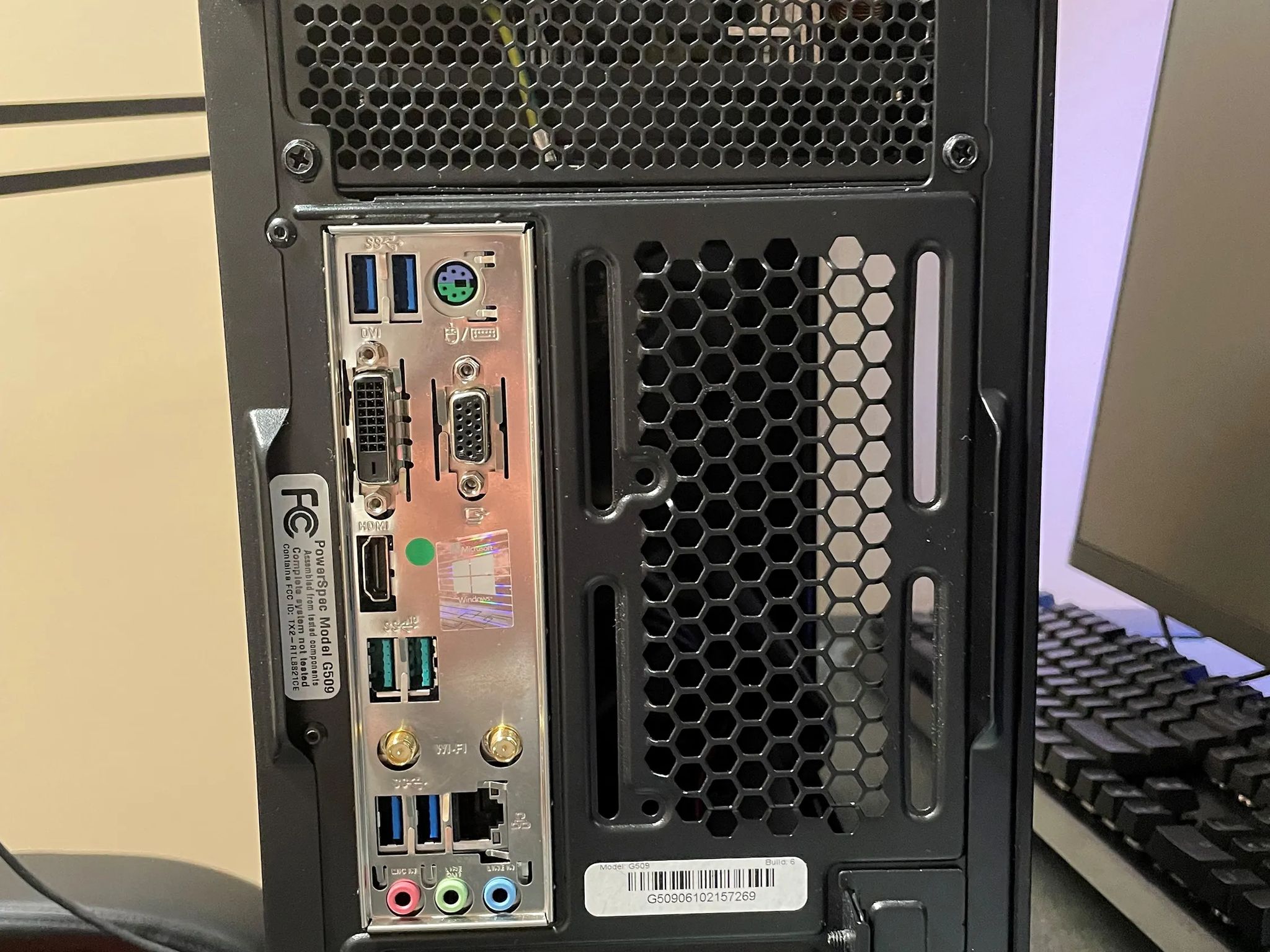 Ryzen 5 5600x, RTX 3060 12GB, 32GB Ram , Used Gaming PC Mid-Tier
