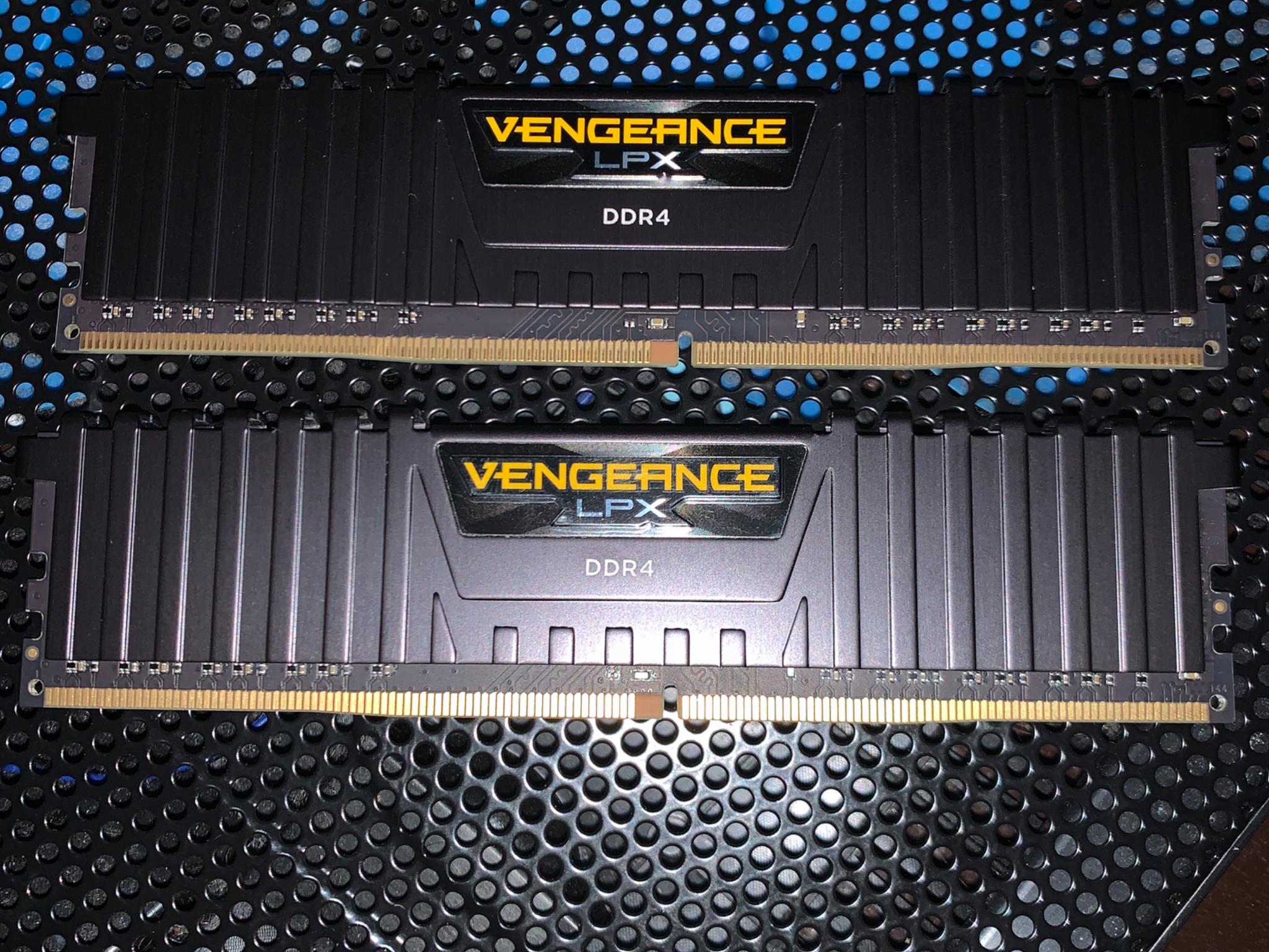 Corsair Vengeance LPX DDR4 Ram 16gb(2x8gb) 3200 MHZ RAM