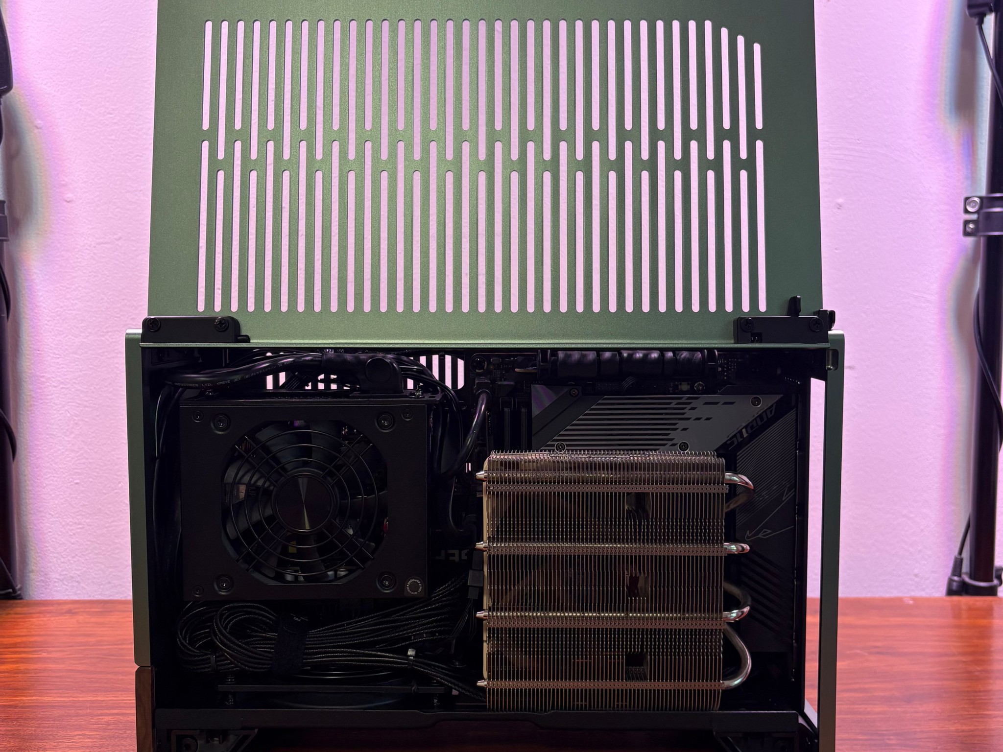 RTX 5070 | Ryzen 5 9600X | 32GB DDR5 | 1 TB SSD | 850W PSU | Noctua Cooler | Terra ITX