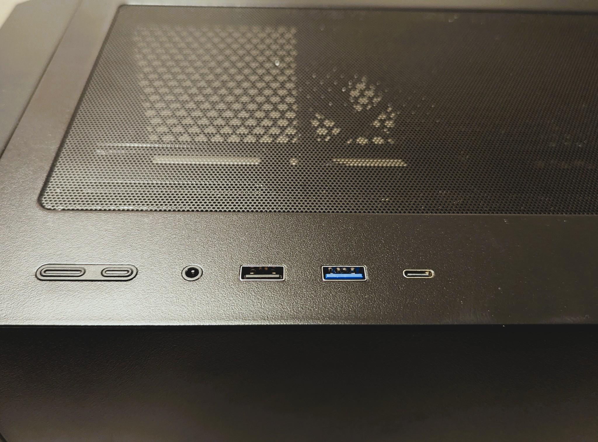 Blackout Gaming PC - Ryzen 9600X | RX 9070 XT 16GB | 1TB SSD| 16GB DDR5 6000 CL 30| WIFI+BT|