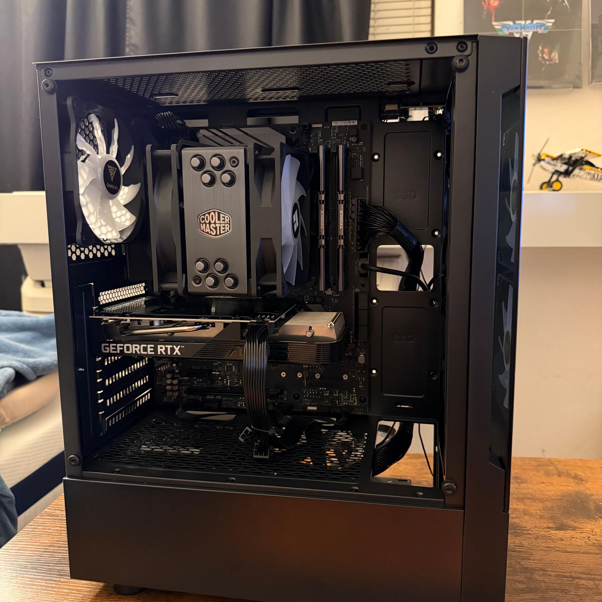 Budget Compact Gaming PC! Ryzen 5 5600x + 3070 + 32GB RAM + 512GB SSD!