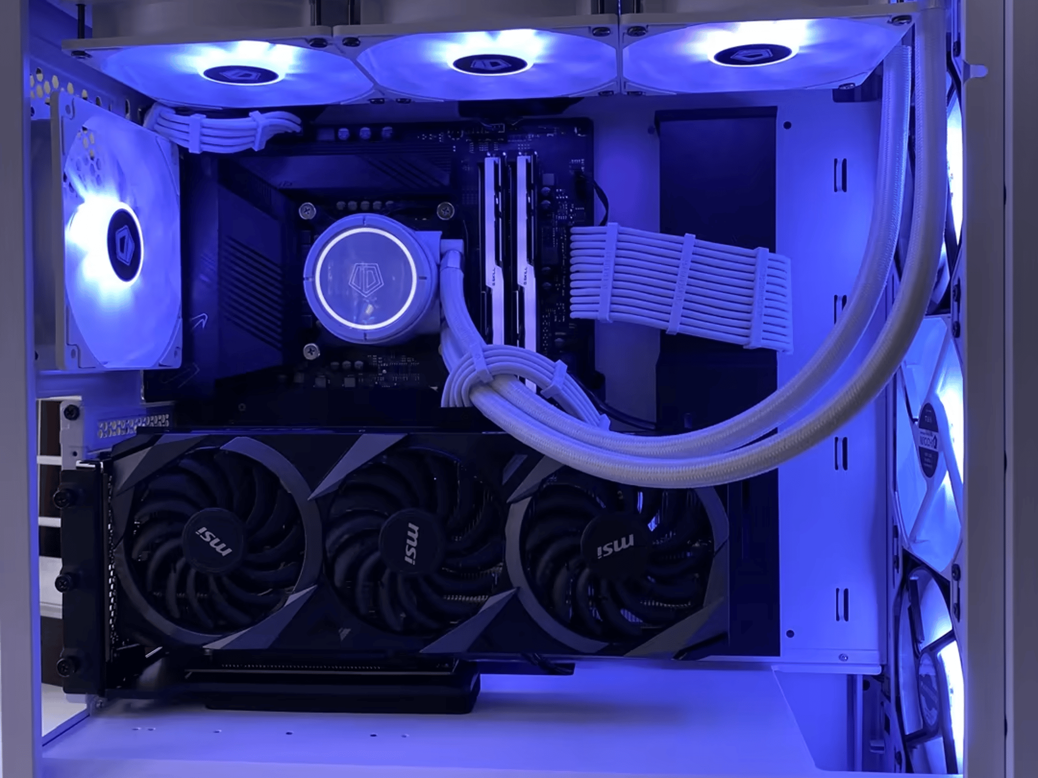 “Frozone” Rtx 3060ti 8gb, I7-10700k High-End Gaming PC