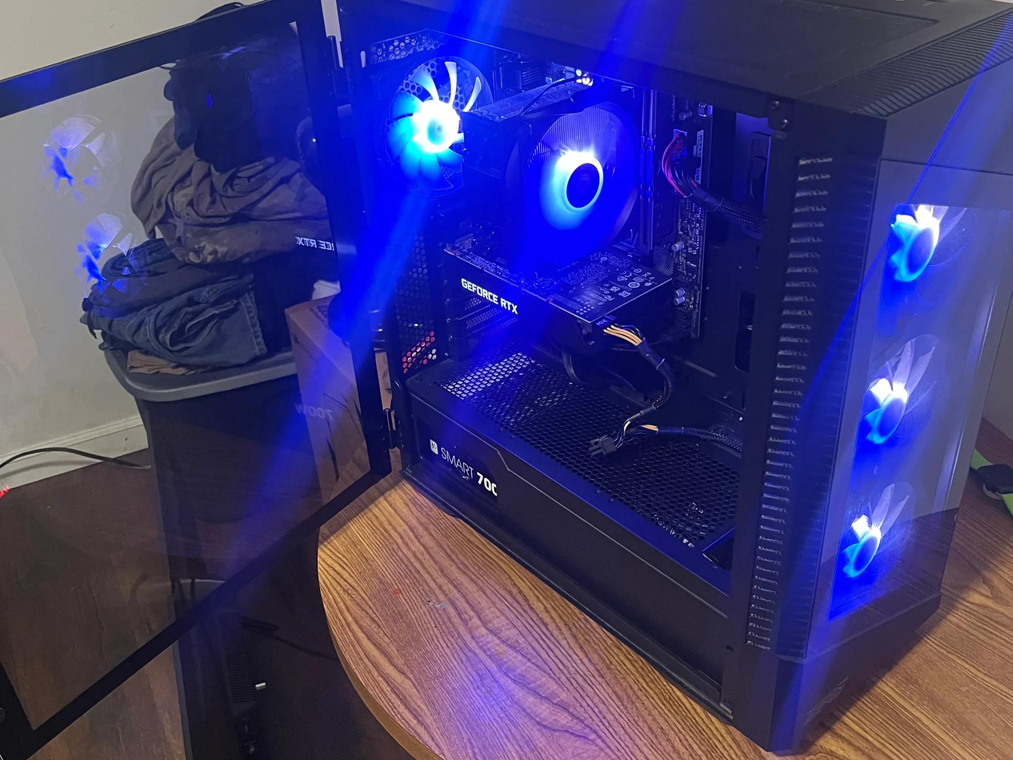 MID RANGE GAMING PC