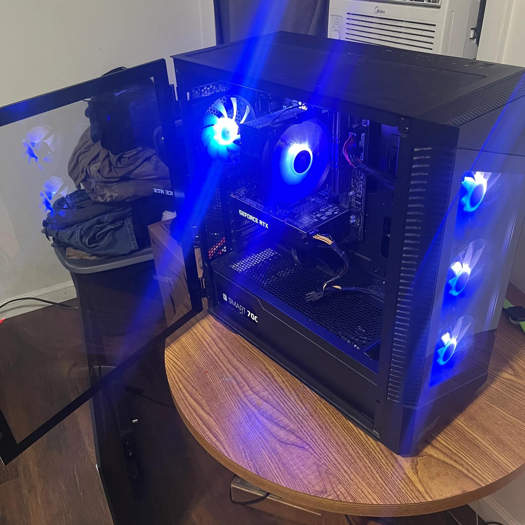 MID RANGE GAMING PC