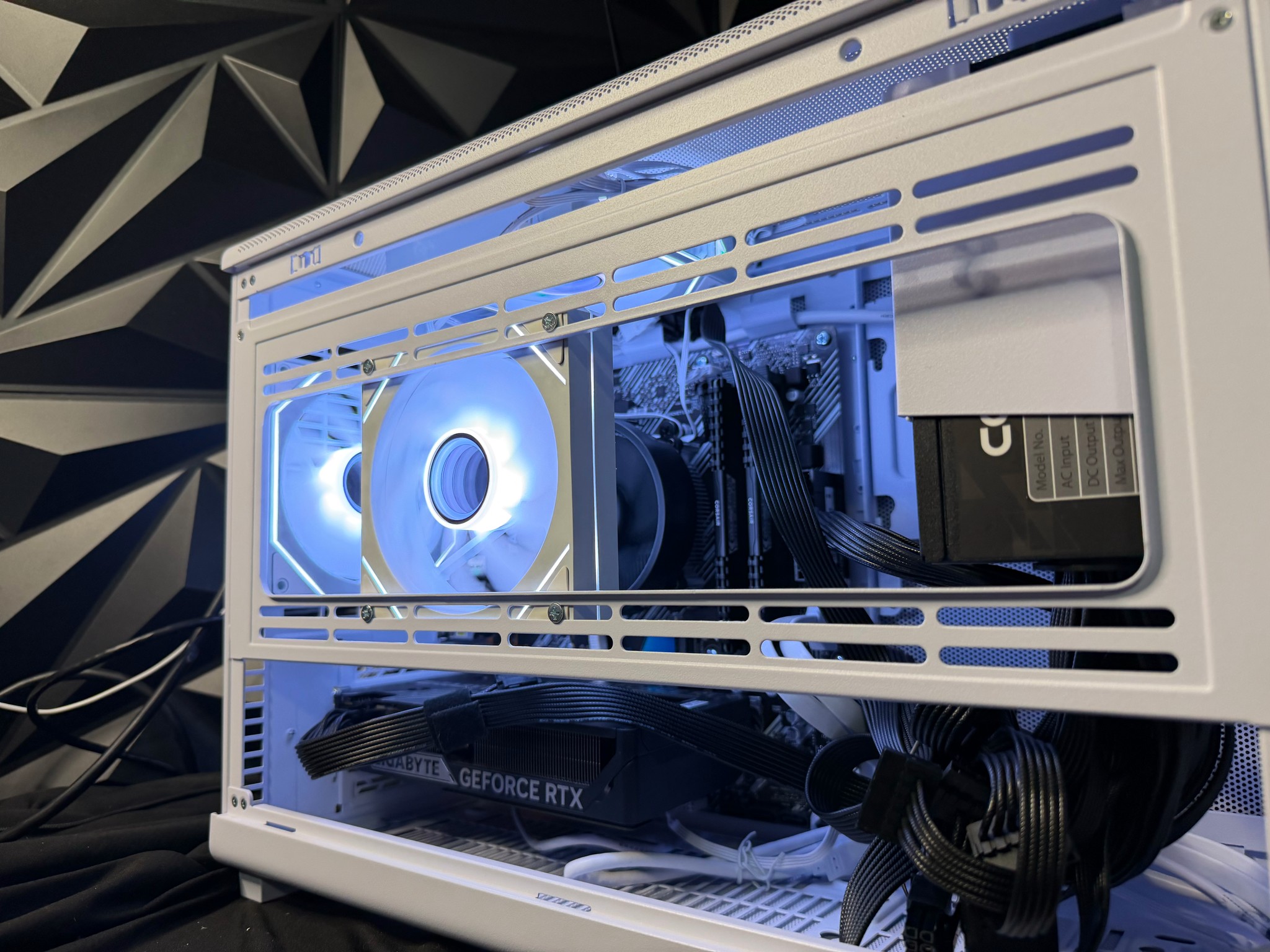 🤍🌲 WHITE WOOD 5560 🌲🤍Ryzen 5 5500| RTX 5060| 16 GB DDR4| 1.25 TB NVMe| 650W PSU