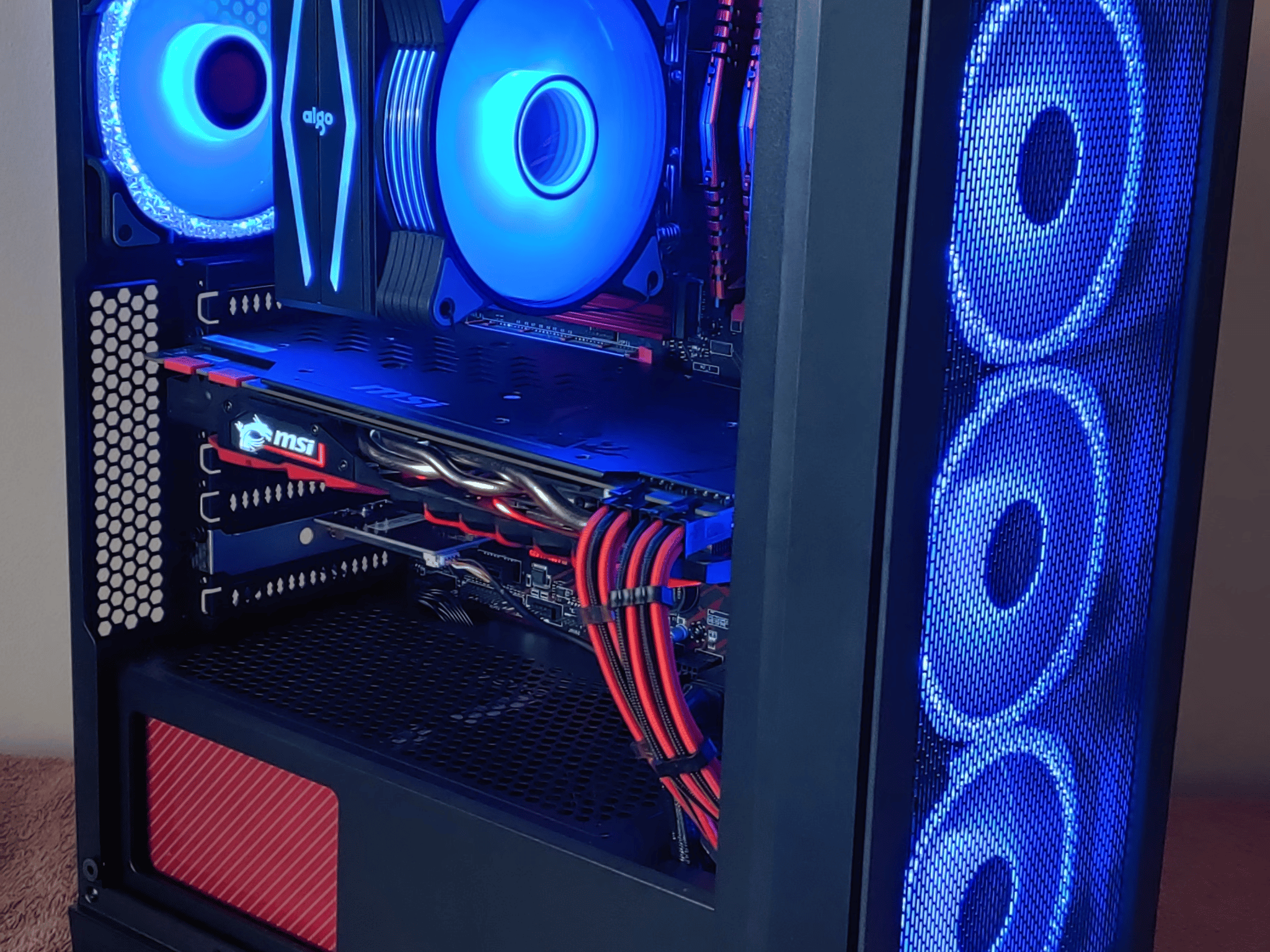 Big Red Gaming PC WIFI
