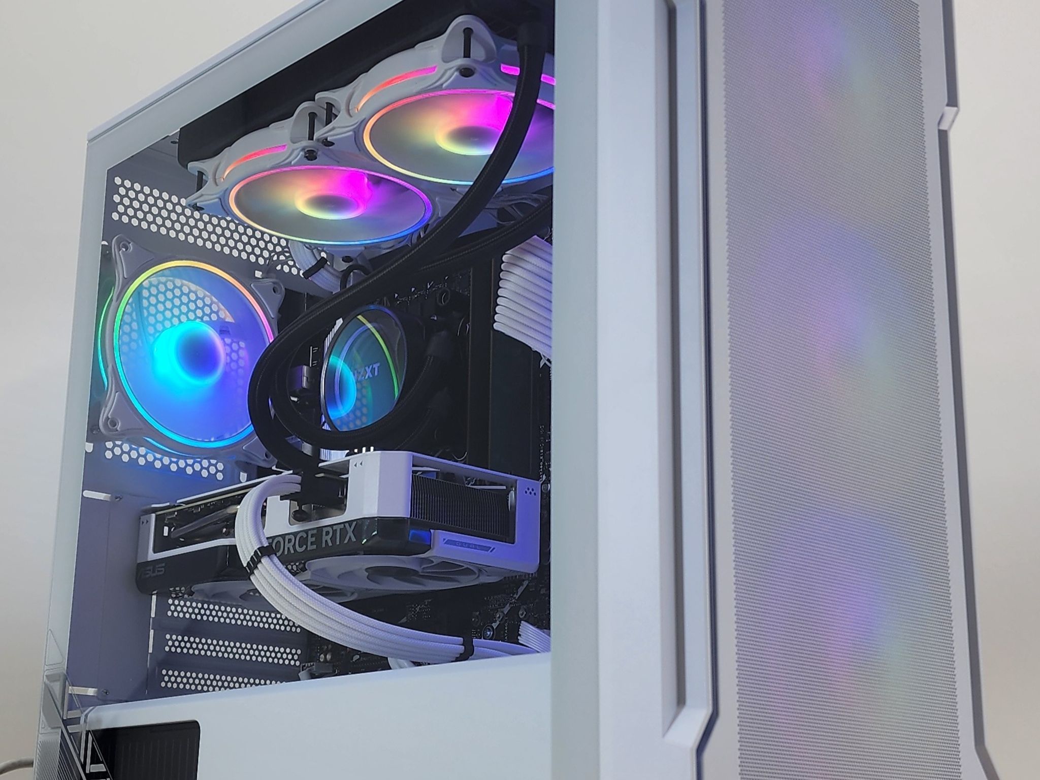 Gaming PC i7-12700 16GB RAM 1TB SSD RTX 4060 Ti 8GB Windows 11 Computer