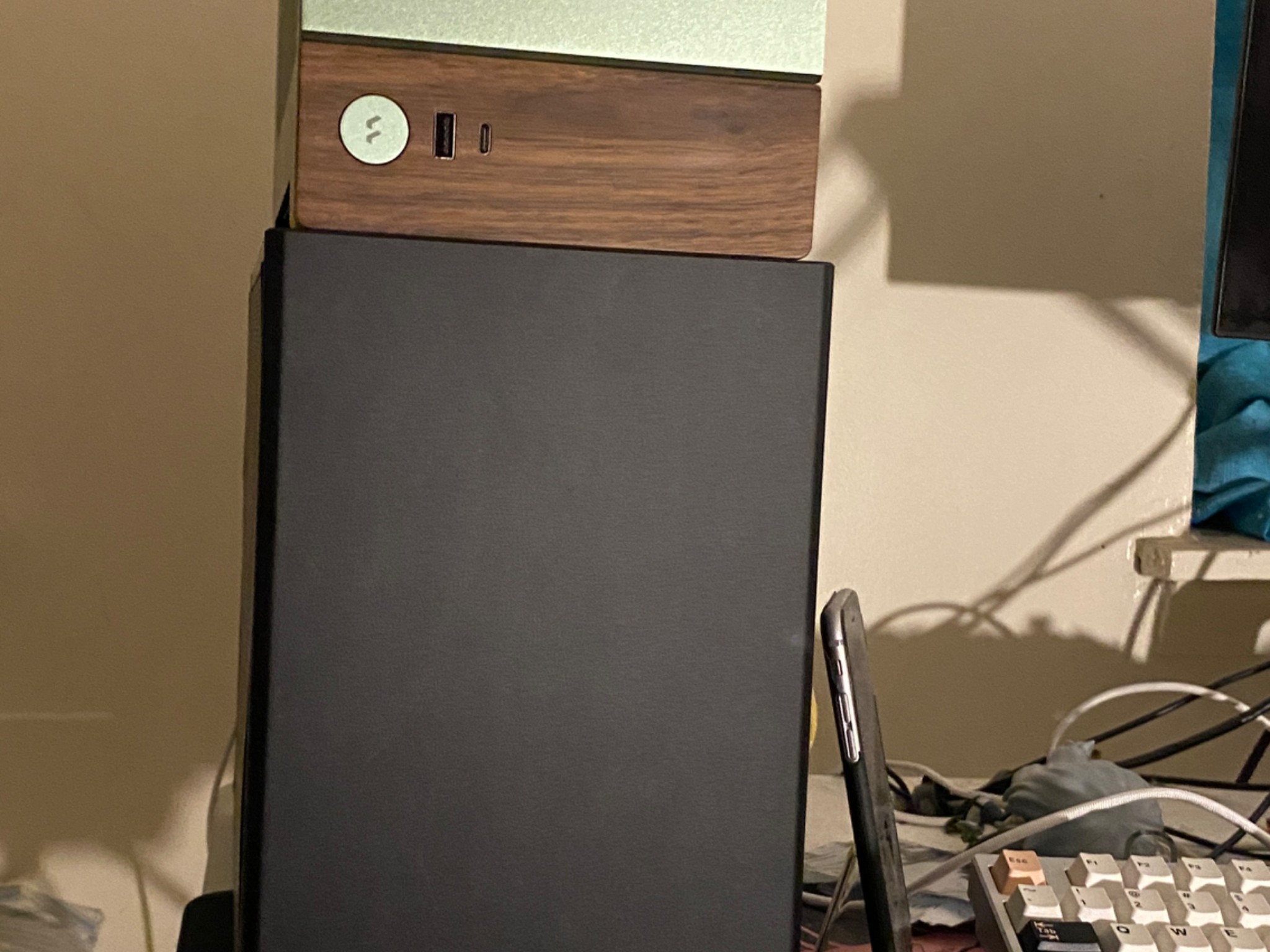 Green Fractal Terra Sff Gaming Pc