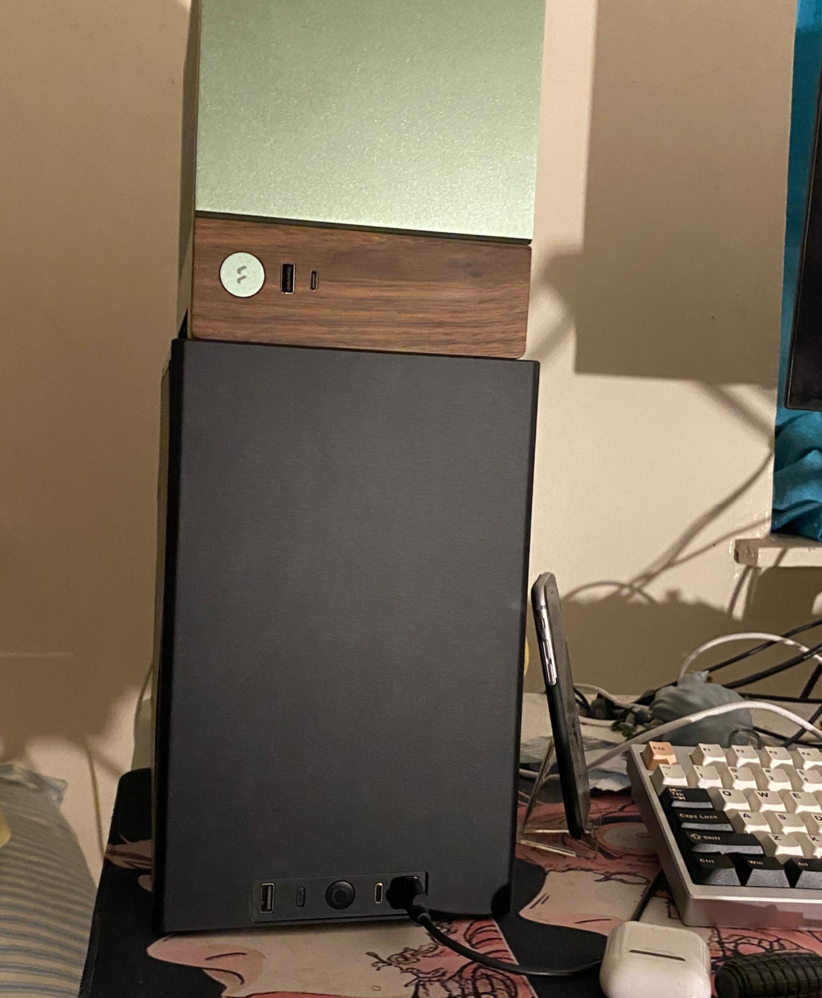 Green Fractal Terra Sff Gaming Pc