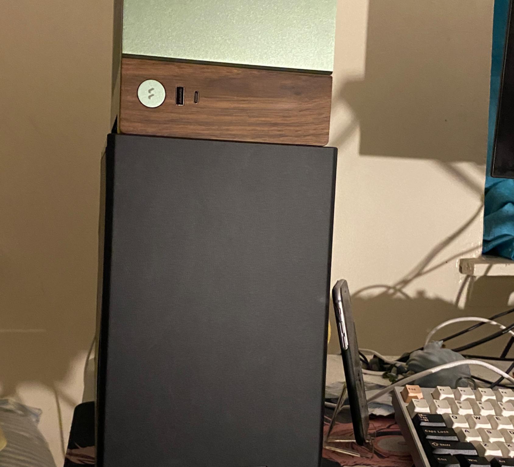 Green Fractal Terra Sff Gaming Pc
