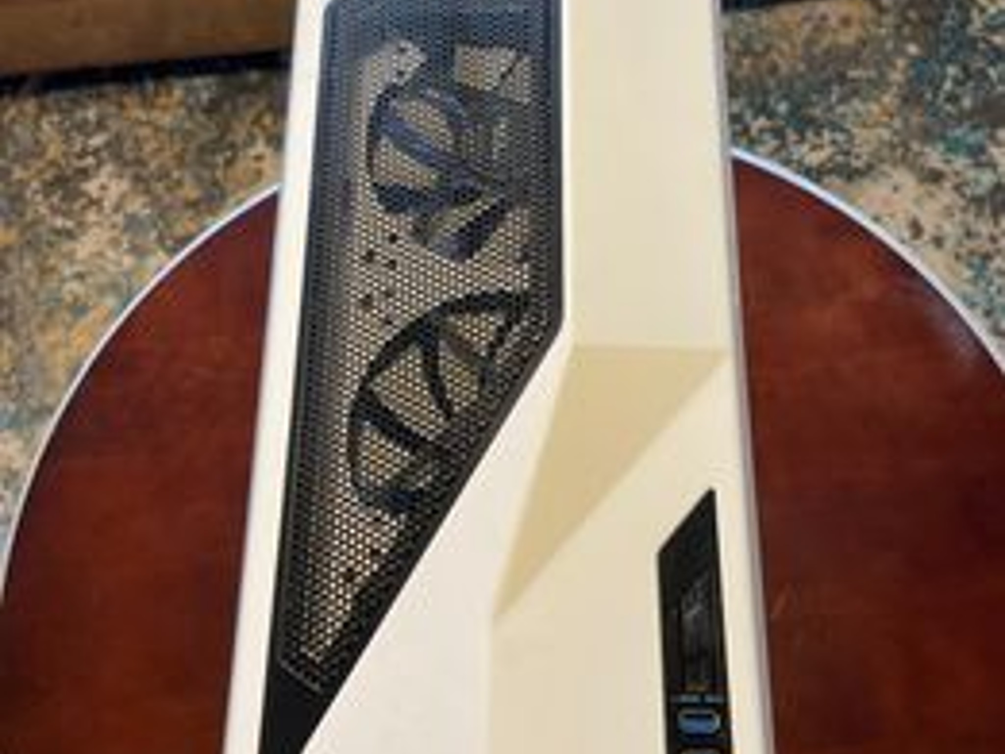 Unique Case Custom PC with EVGA SuperClocked black edition 1070