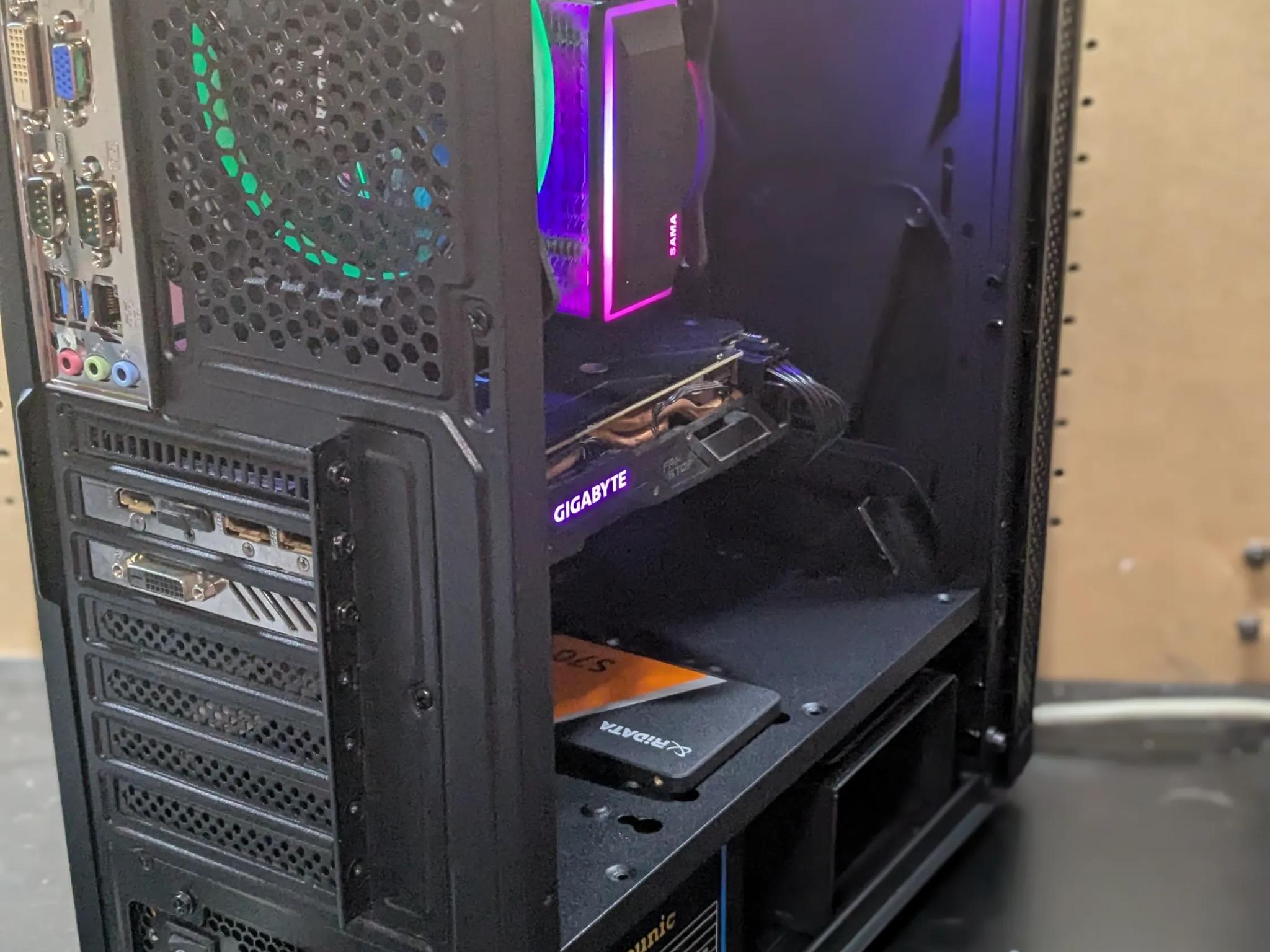 120 FPS Fortnite | 180 Day Warranty | Xeon (Same as i7) , 16GB RAM, 480GB SSD, RX 570 4GB, RGB