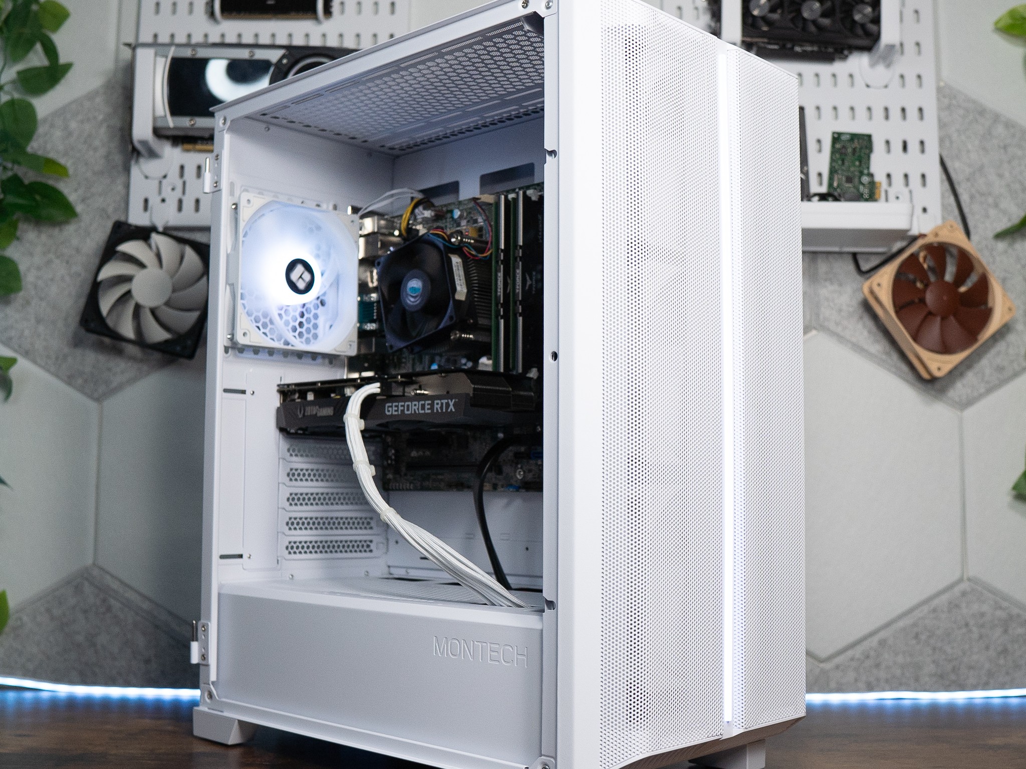 🍃🍃 | ZOTAC RTX 3060 12GB | INTEL i7 7700K | 32GB DDR4 RAM | 512GB SSD + 500GB HDD | Mint Guardian