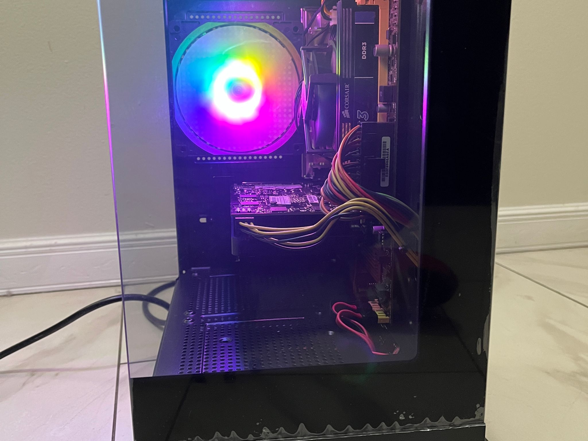 Super Budget Gaming PC - Intel i5-4440, NVIDIA GTX 650, 16GB RAM, 560GB Storage, w/ Wi-Fi & BT