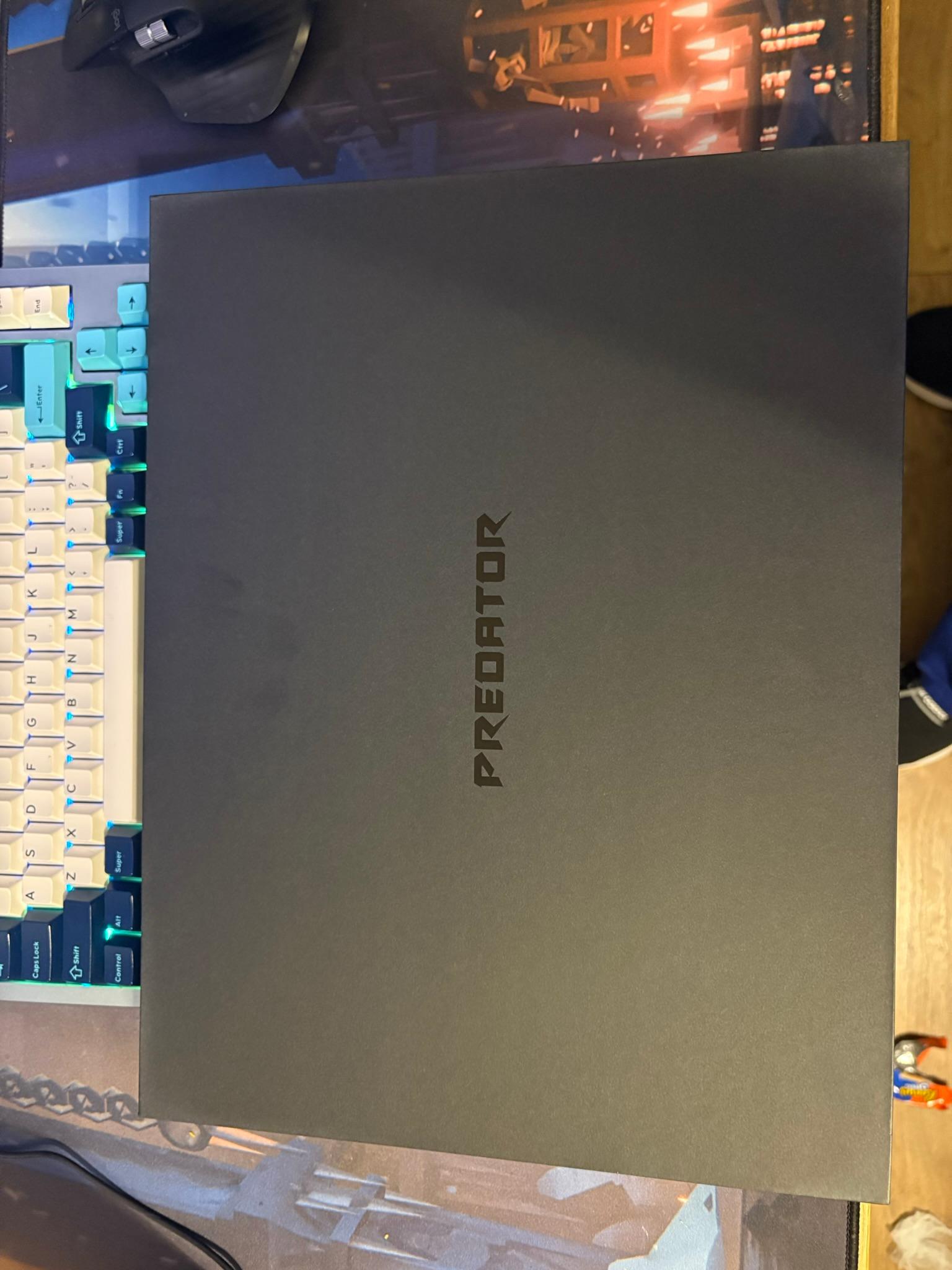 MINT Acer Predator Helios 300 - 150W RTX 3070 Ti | Core i7 12700H | 16GB DDR5 RAM | 1TB NVME SSD