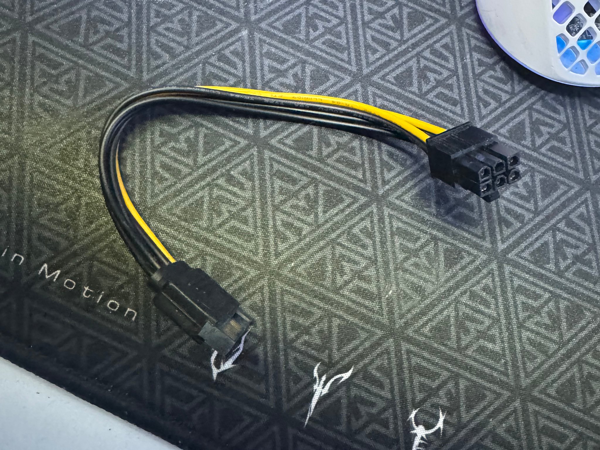 SATA to 6 Pin Adapter