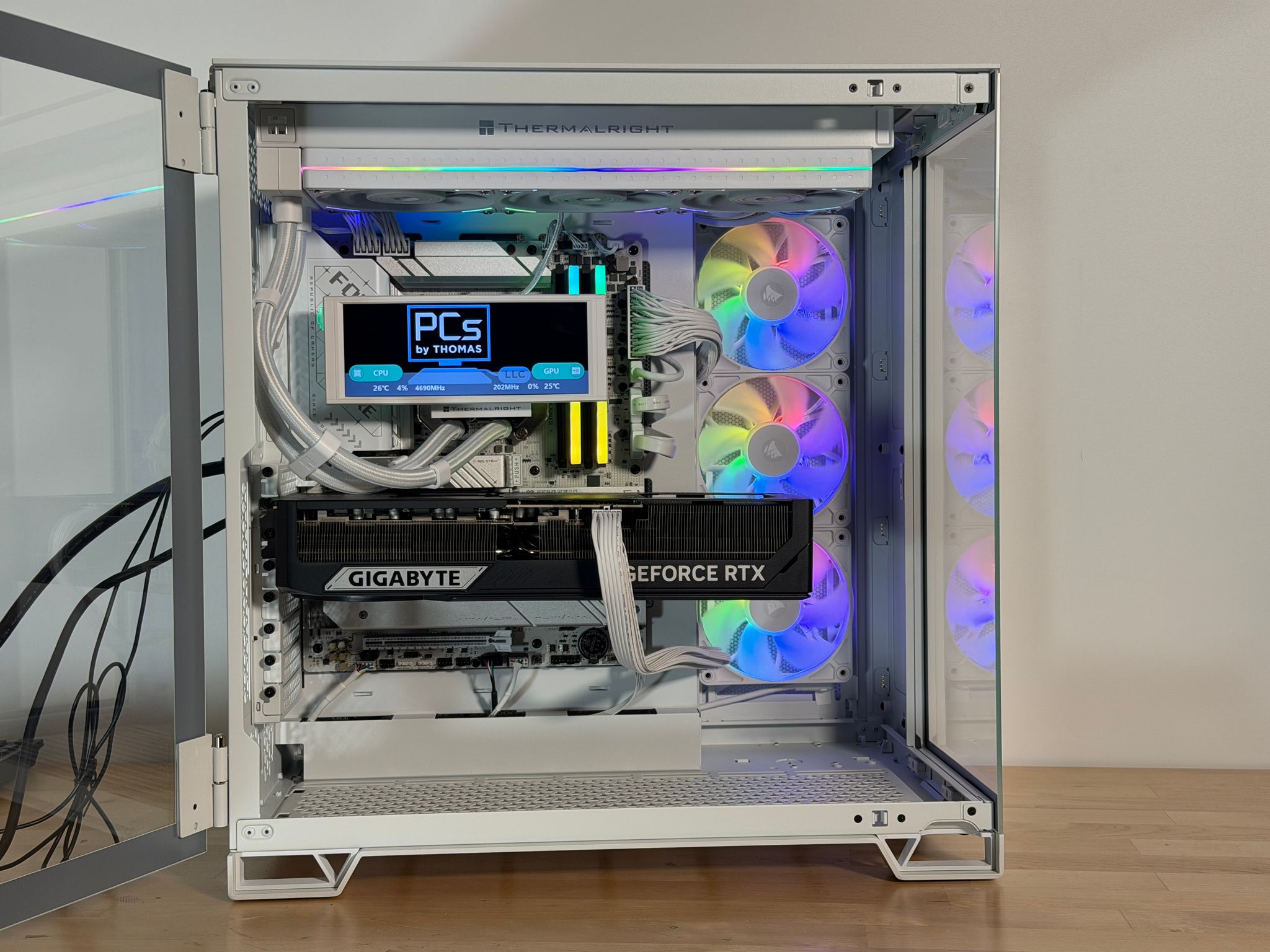 RTX 5090 Ryzen 7 9800x3d Battlestation 96gb DDR5 4TB NVME