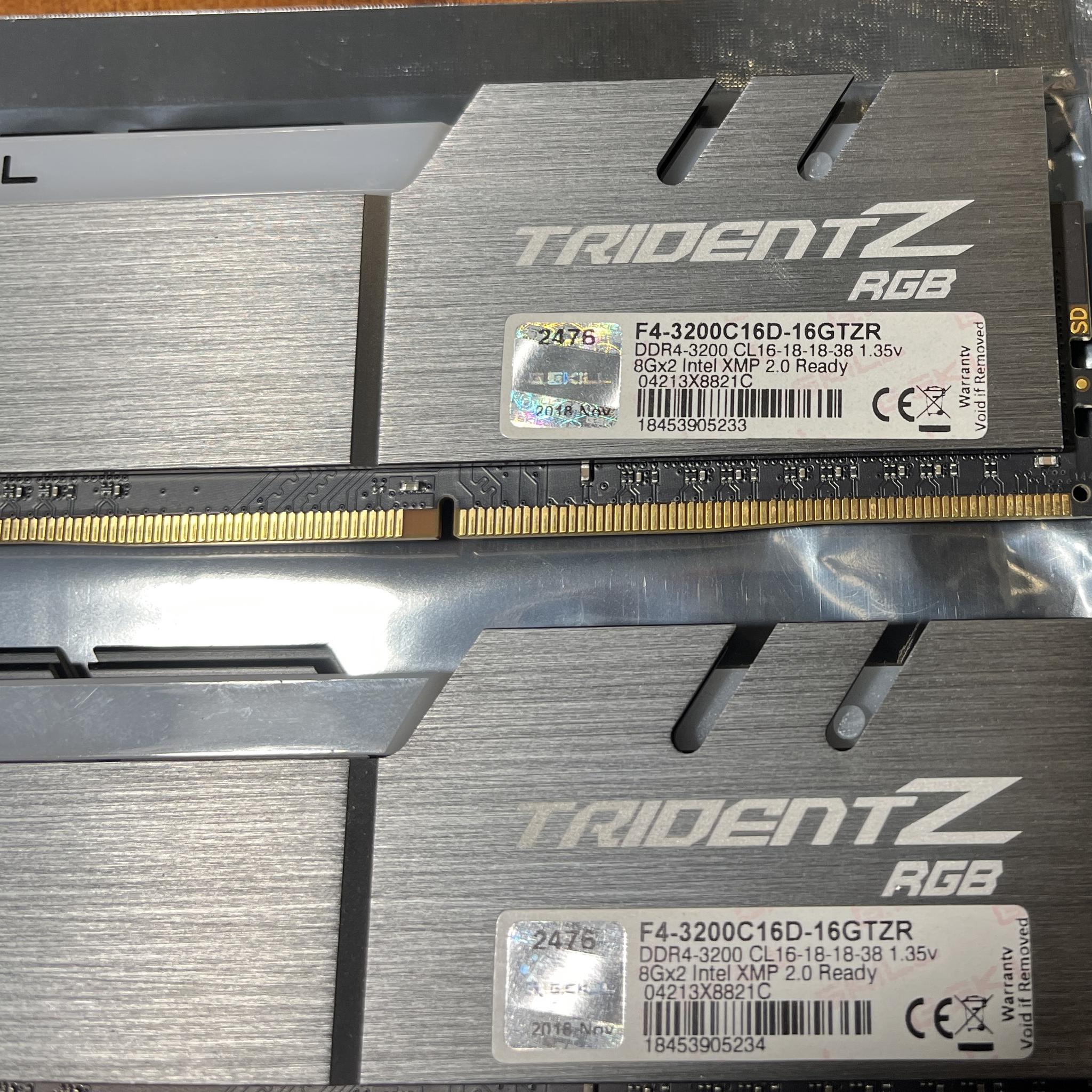 G.Skill Trident Z RGB 16GB (2x8) RAM DDR4 3200MHz F4-3200C16D-16GTZR