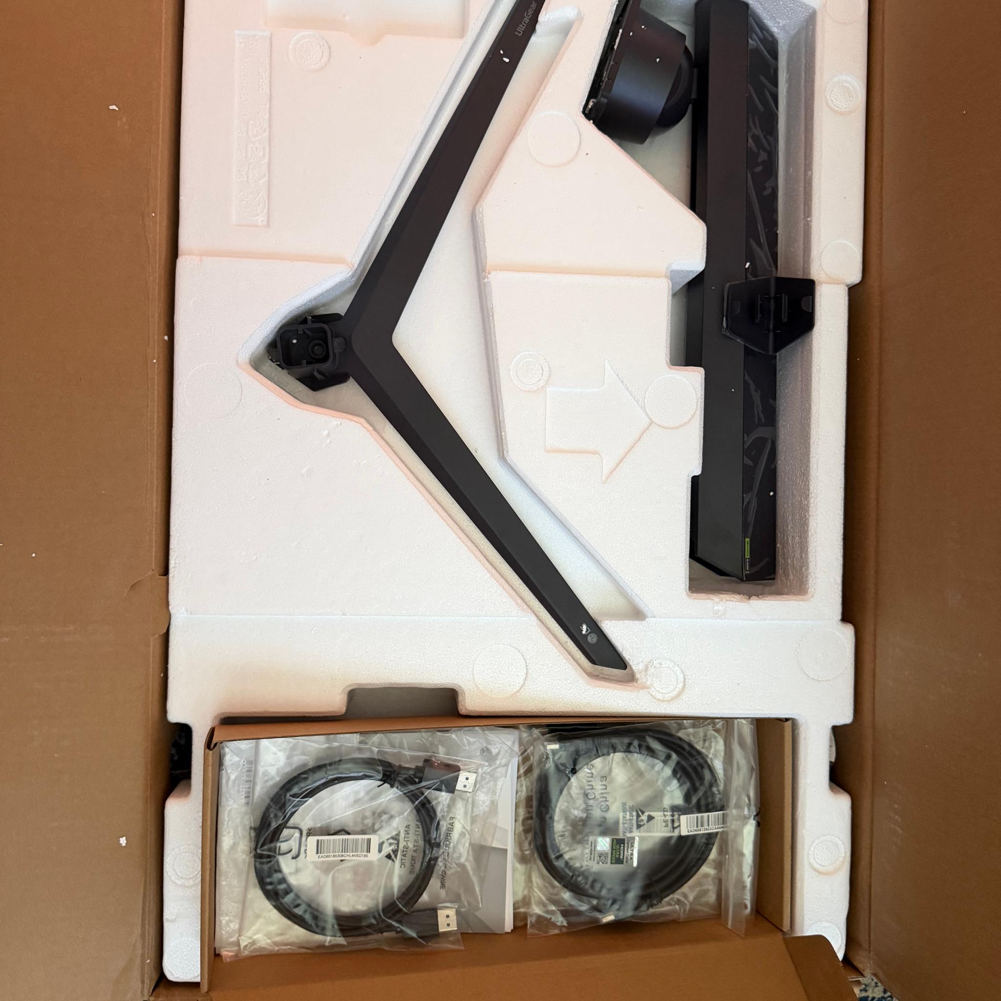 LG 27GS95QE 27” OLED 1440p 240Hz GSYNC Gaming Monitor