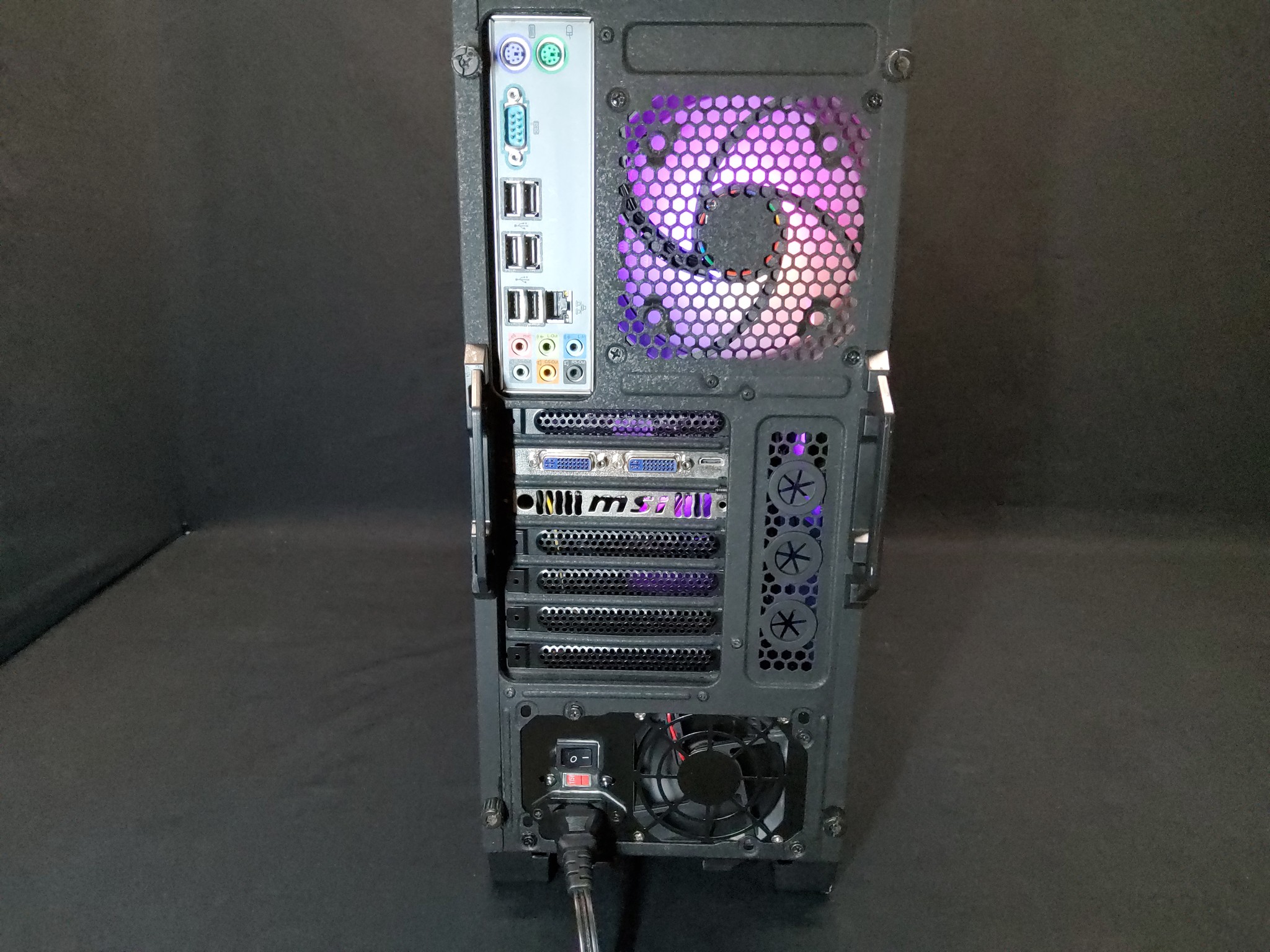 Retro Gaming PC and COD Modern Warfare boxed DVD