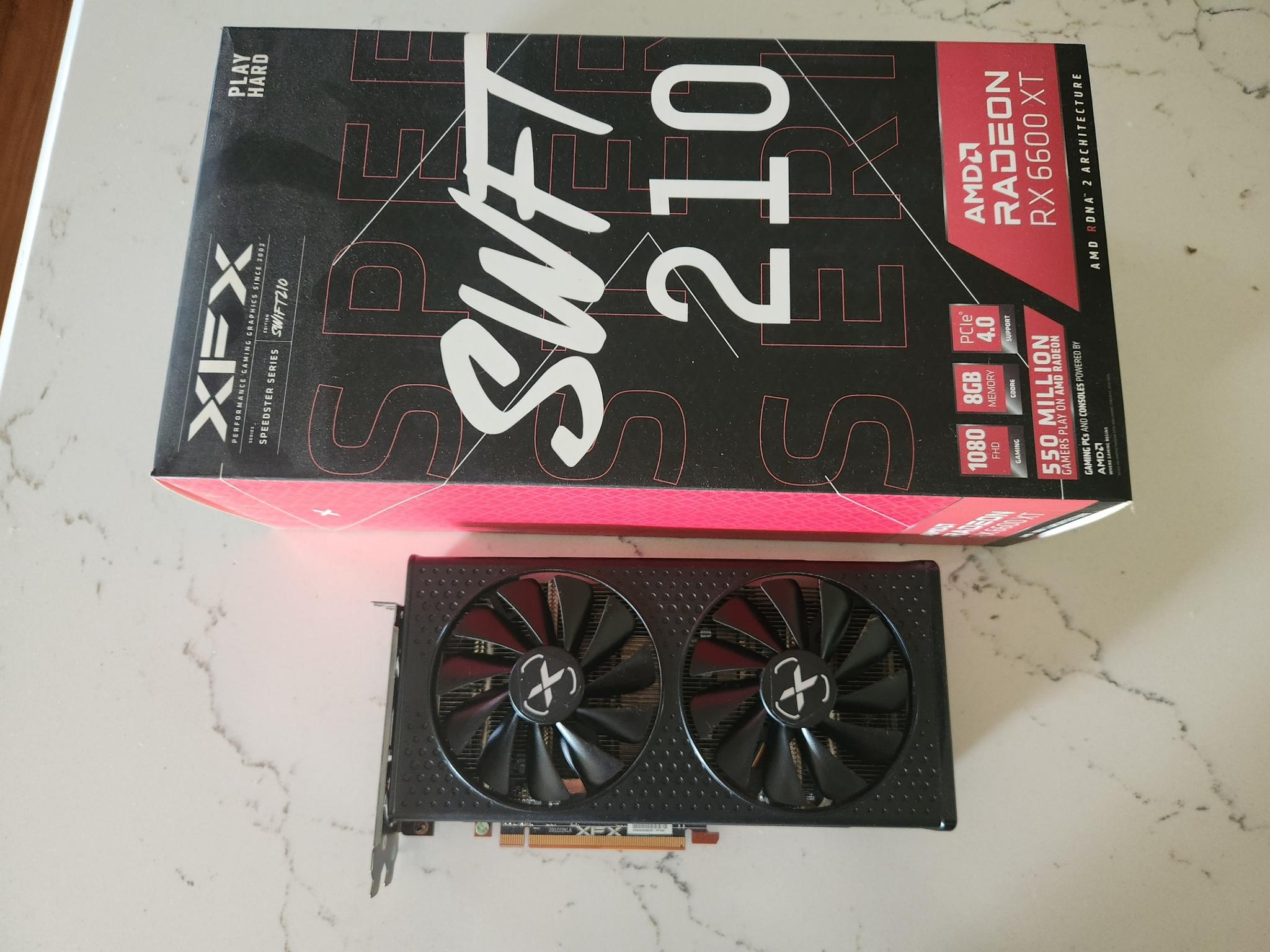 XFX 210 SWIFT AMD Radeon RX 6600 XT 8gb PCIe 4.0