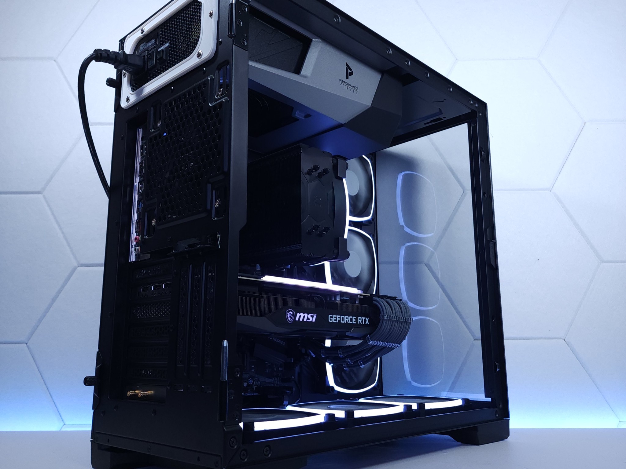 🖤🤍RTX 3080Ti | Ryzen 7 5700X | 32GB 3200MHz | 1TB NVMe SSD