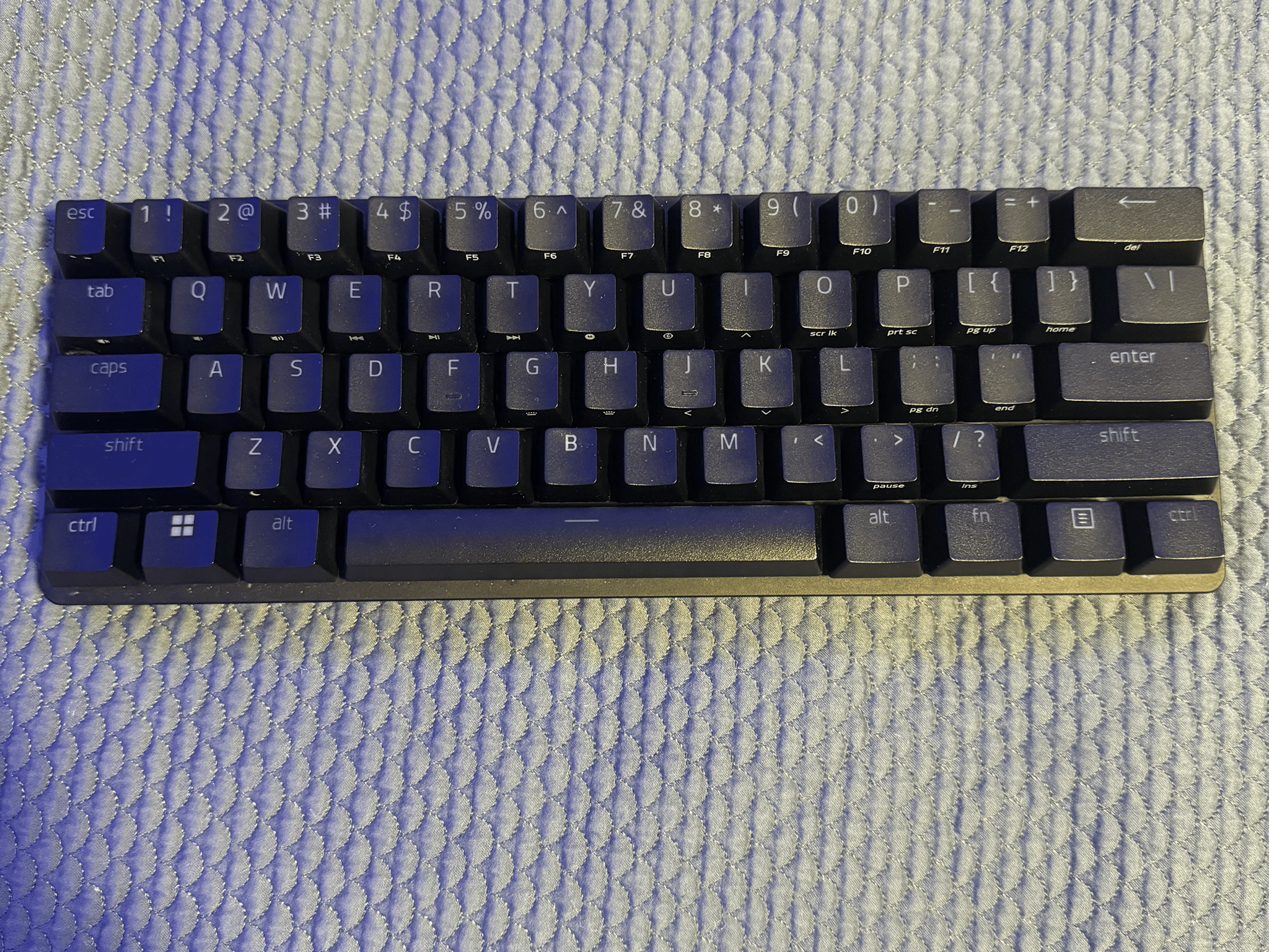 Razer Huntsman Mini - Clicky Optical Switch - US - Black - With 60% Wrist Rest