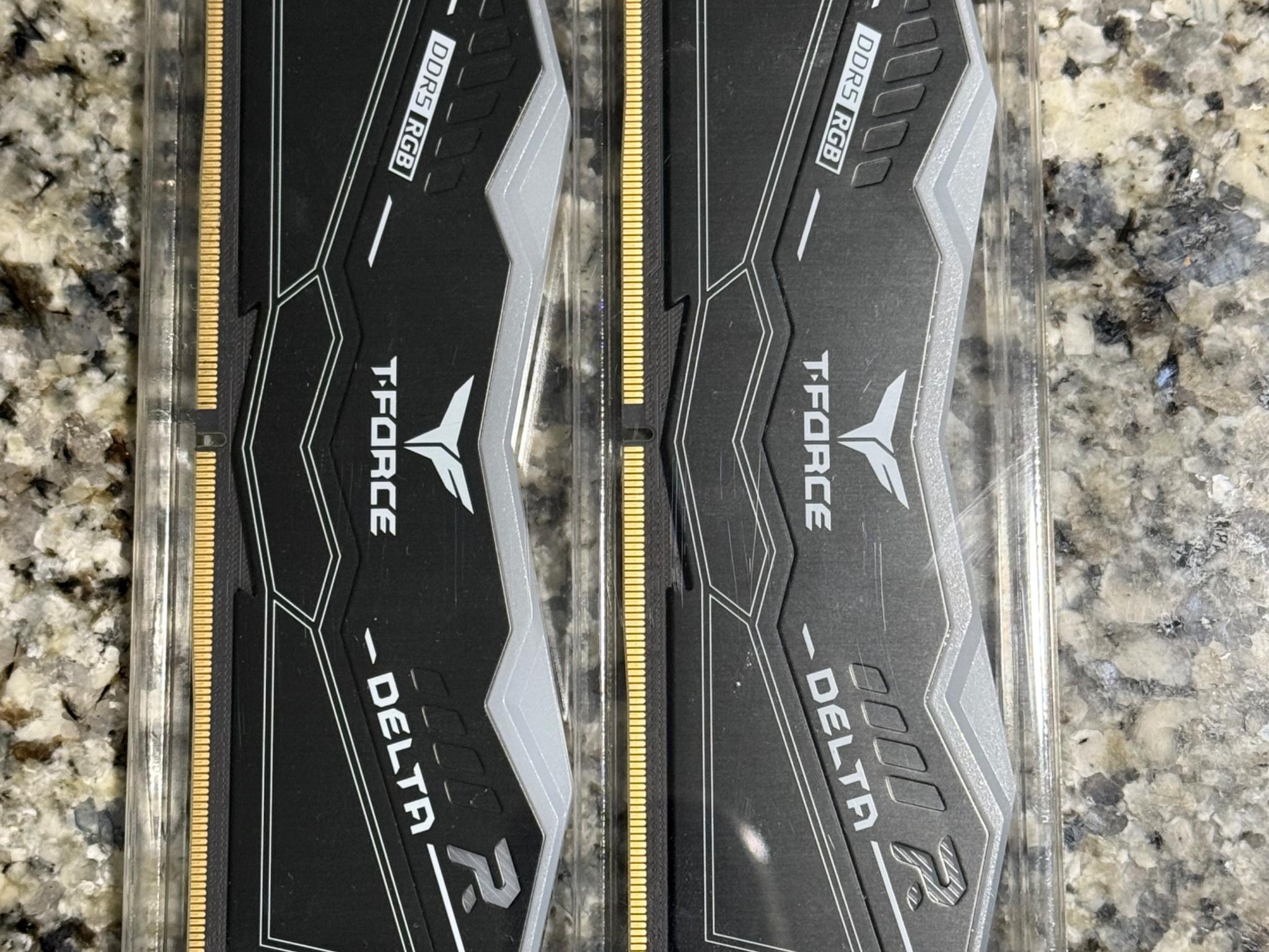 TEAMGROUP T-Force Delta RGB DDR5 Ram 32GB (2x16GB) 6000MHz PC5-48000 CL30