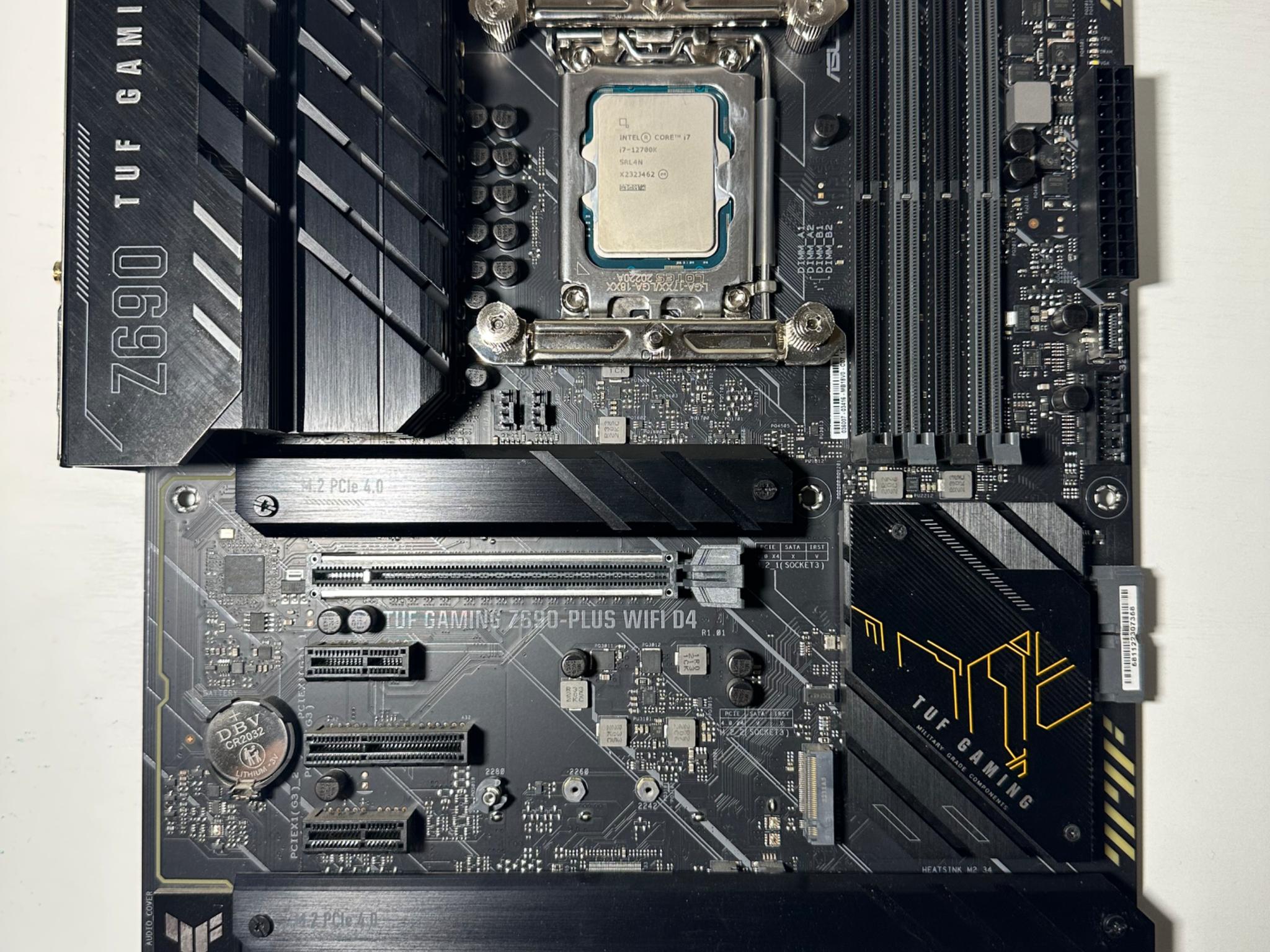 Intel i7-12700k, 32GB Ram, Deepcool Assassin IV Heatsink, Asus Tuf Gaming Z690-Plus WiFi D4
