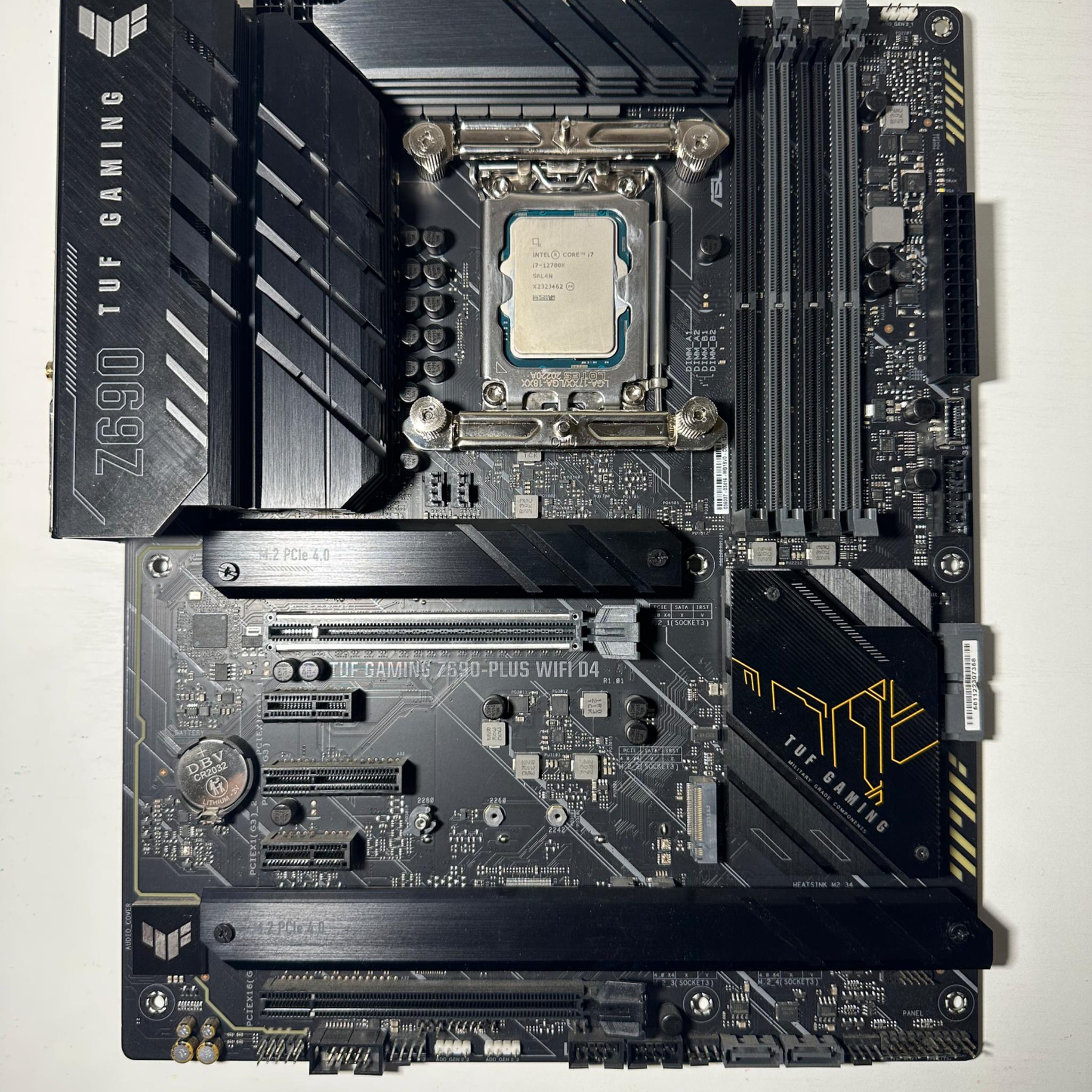 Intel i7-12700k, 32GB Ram, Deepcool Assassin IV Heatsink, Asus Tuf Gaming Z690-Plus WiFi D4