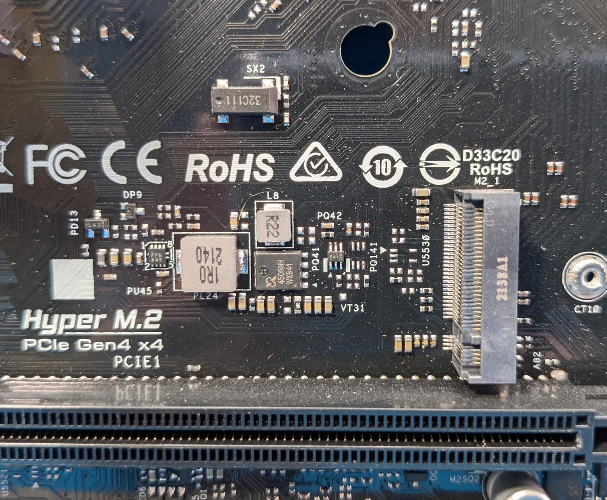 *READ* ASRock B550M-C AMD Socket AM4 MicroATX DDR4 PCIe 4.0 Desktop Motherboard No I/O Shield