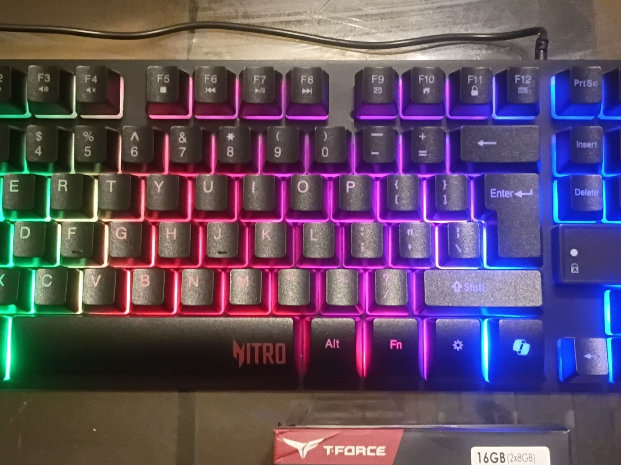 (Upgraded) Acer Nitro 60 / RTX 5060 / i5-14400F / 1TB NVMe / 16GB DDR5 RAM
