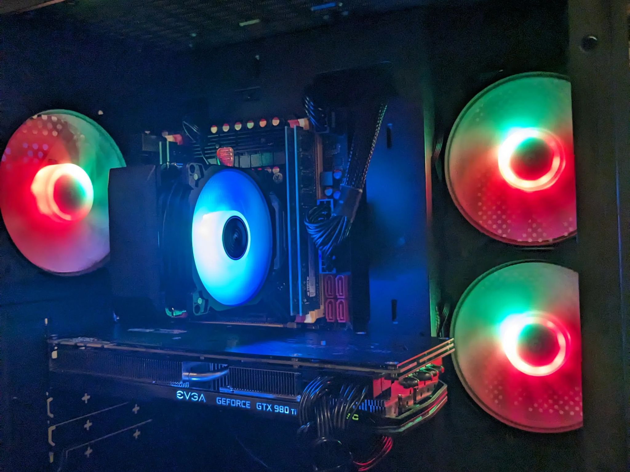 FREE SHIP||"Energon Cube"||i7-3960X 6 Core, 32GB RAM, 980 Ti 6GB, 500GB M.2 SSD, WiFi, RGB