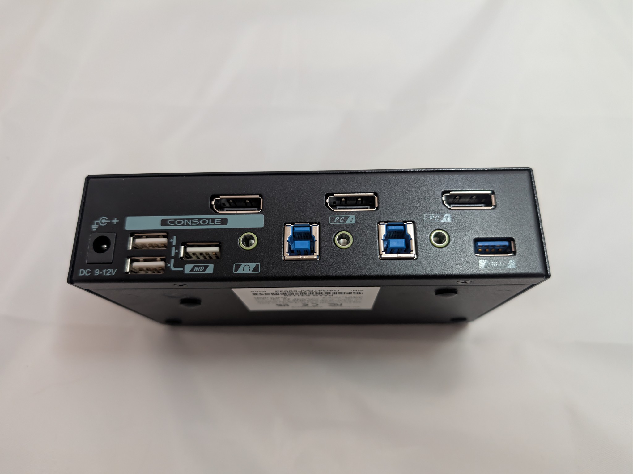 Level1Techs DisplayPort KVM Switch, Single Monitor, Two Computer, USB 3.2 Gen 1