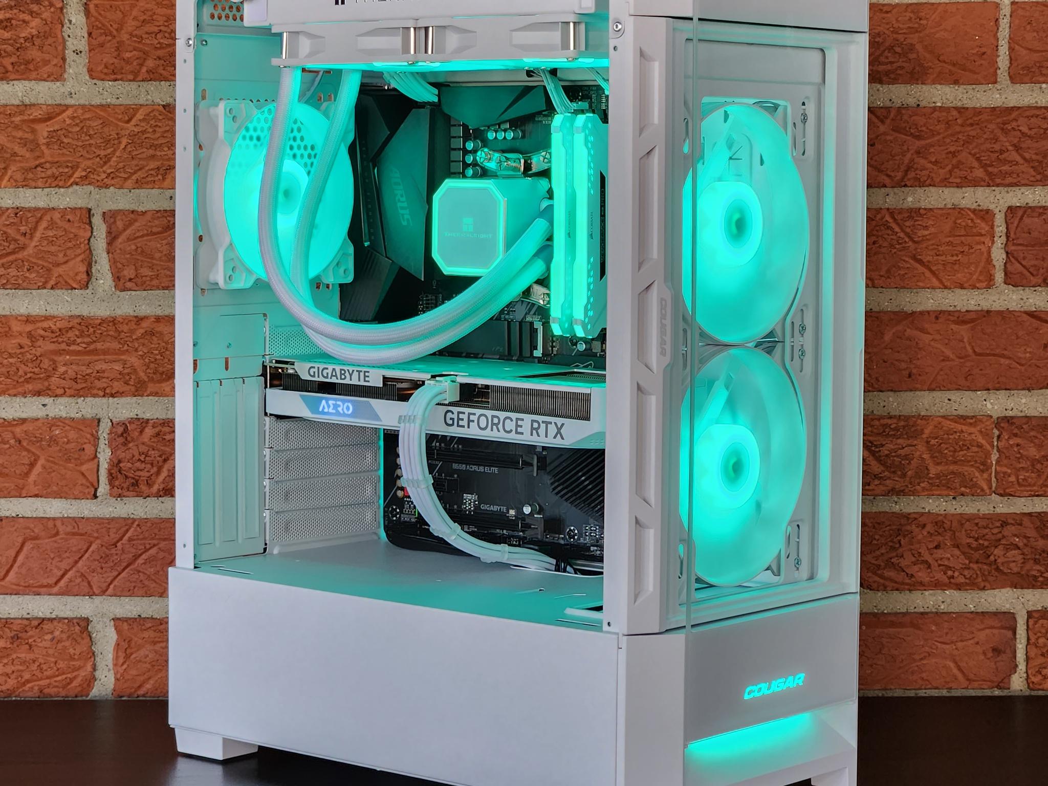 RTX 4060 // RYZEN 5 5500 // 240mm AIO // 16GB RAM // 1TB SSD