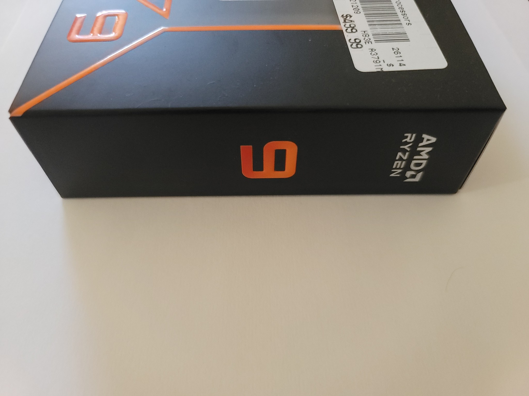 AMD Ryzen 9 9900X